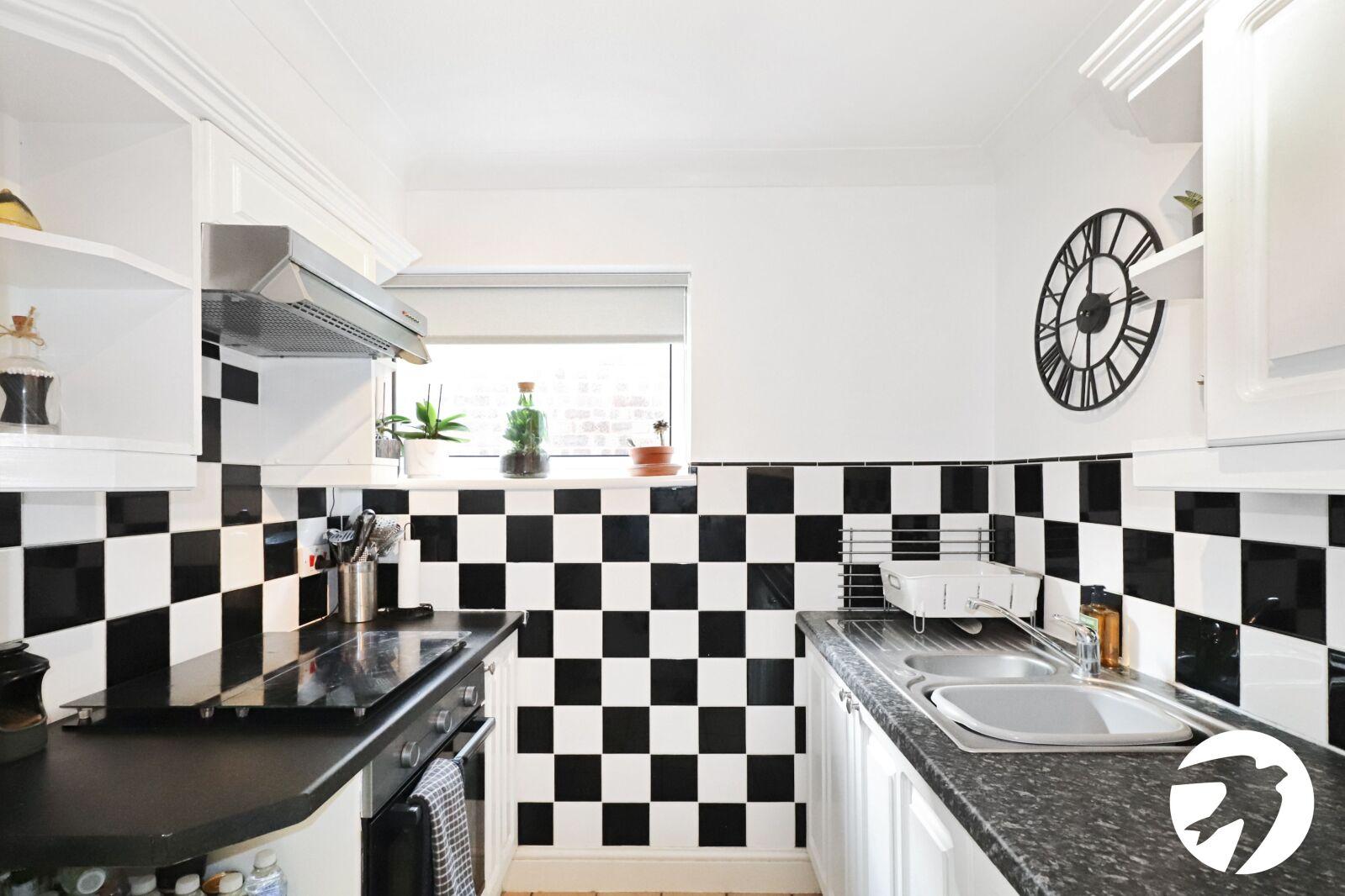 2 bedroom property for sale in  | Robinson Jackson