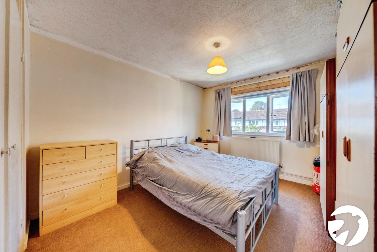 2 bedroom house for sale in London | Robinson Jackson