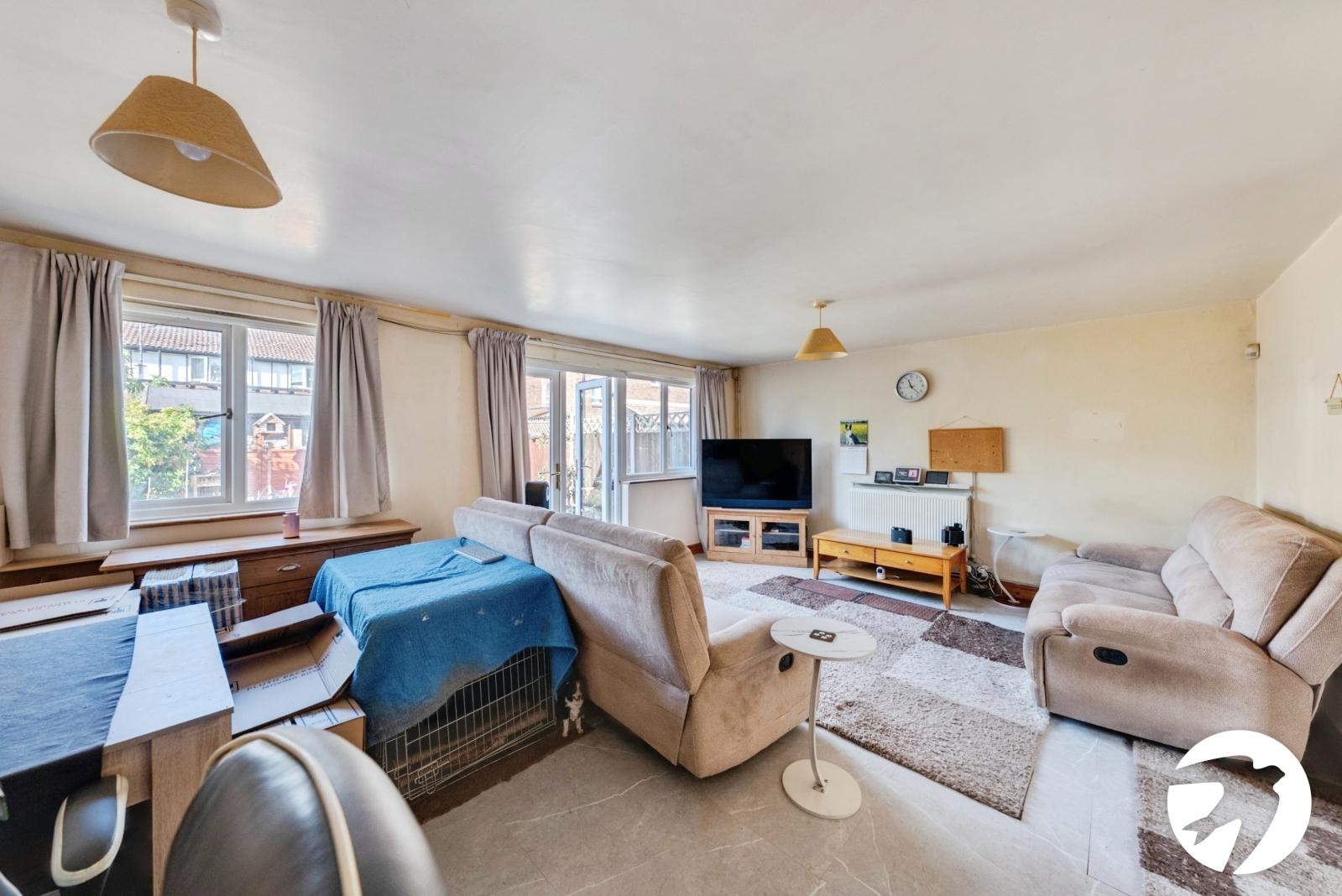 2 bedroom house for sale in London | Robinson Jackson
