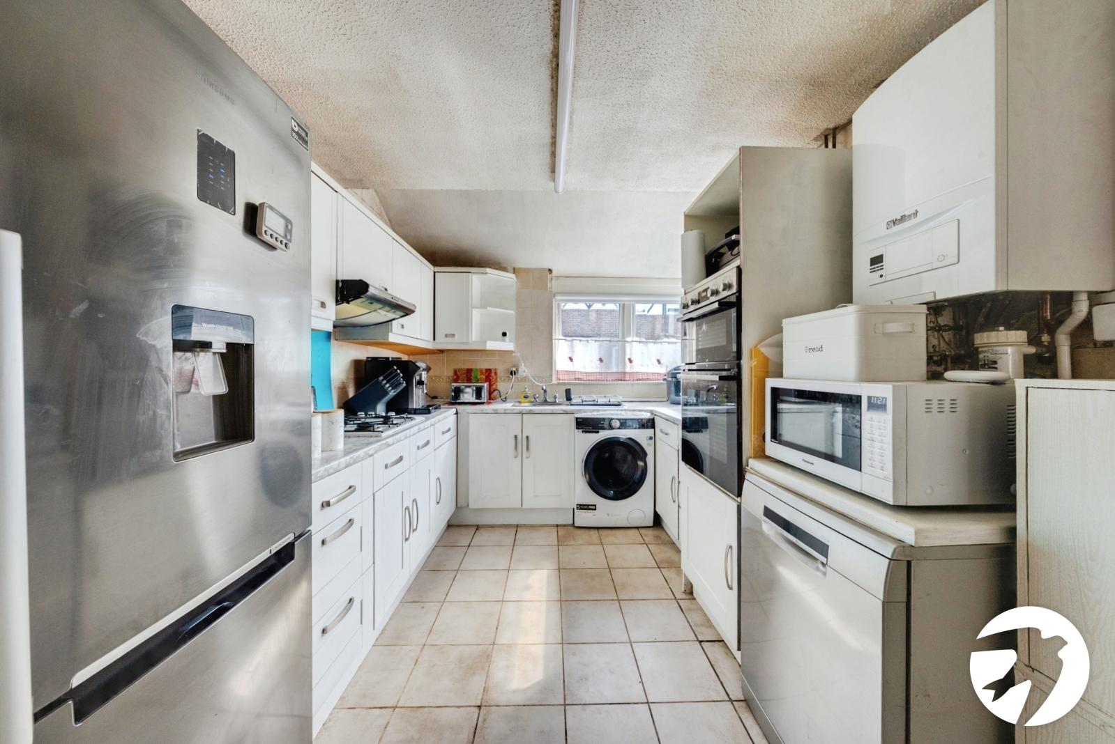 2 bedroom house for sale in London | Robinson Jackson