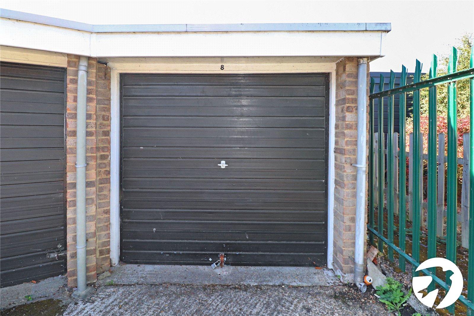 2 bedroom property for sale in Belvedere | Robinson Jackson