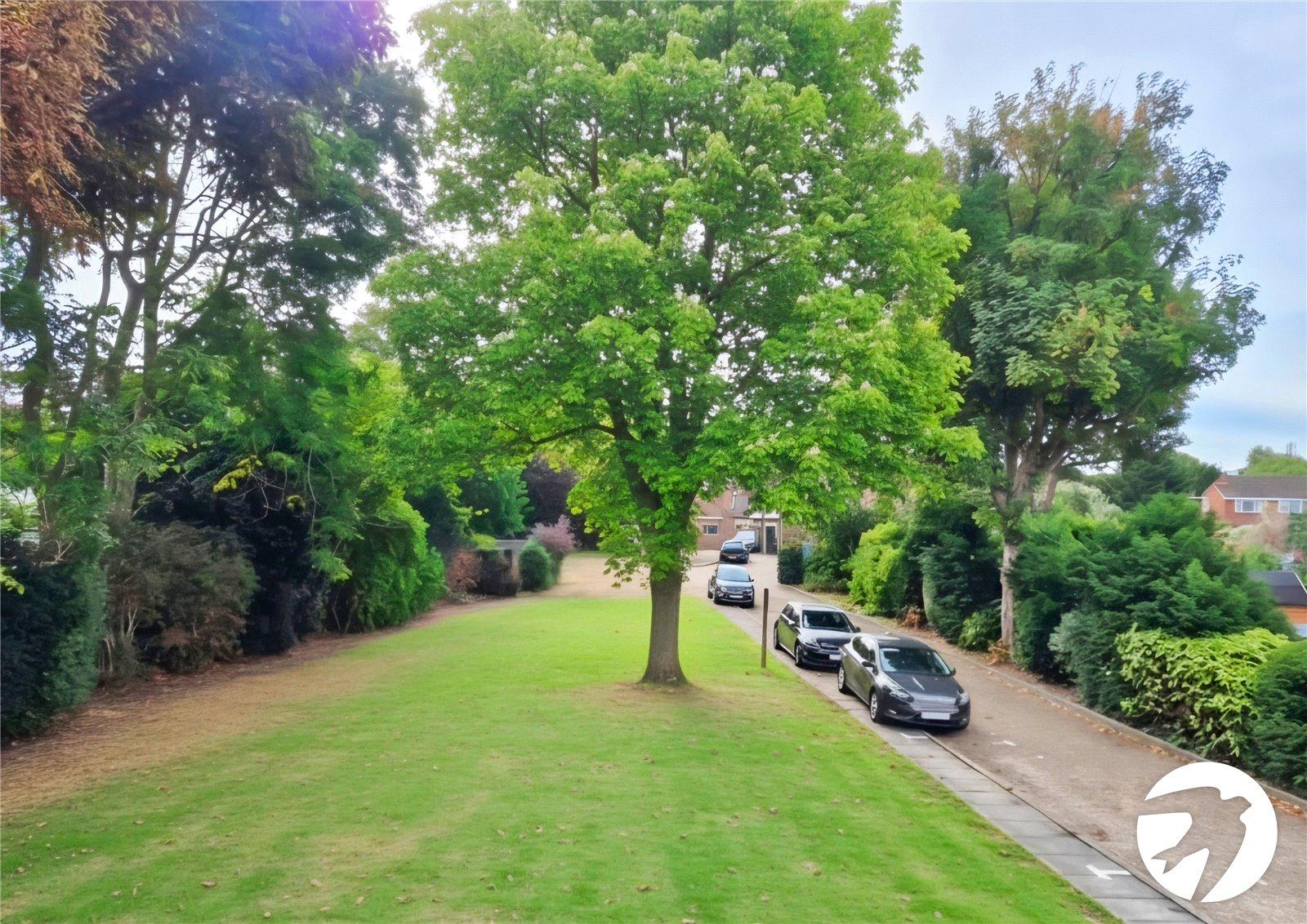 2 bedroom property for sale in Belvedere | Robinson Jackson