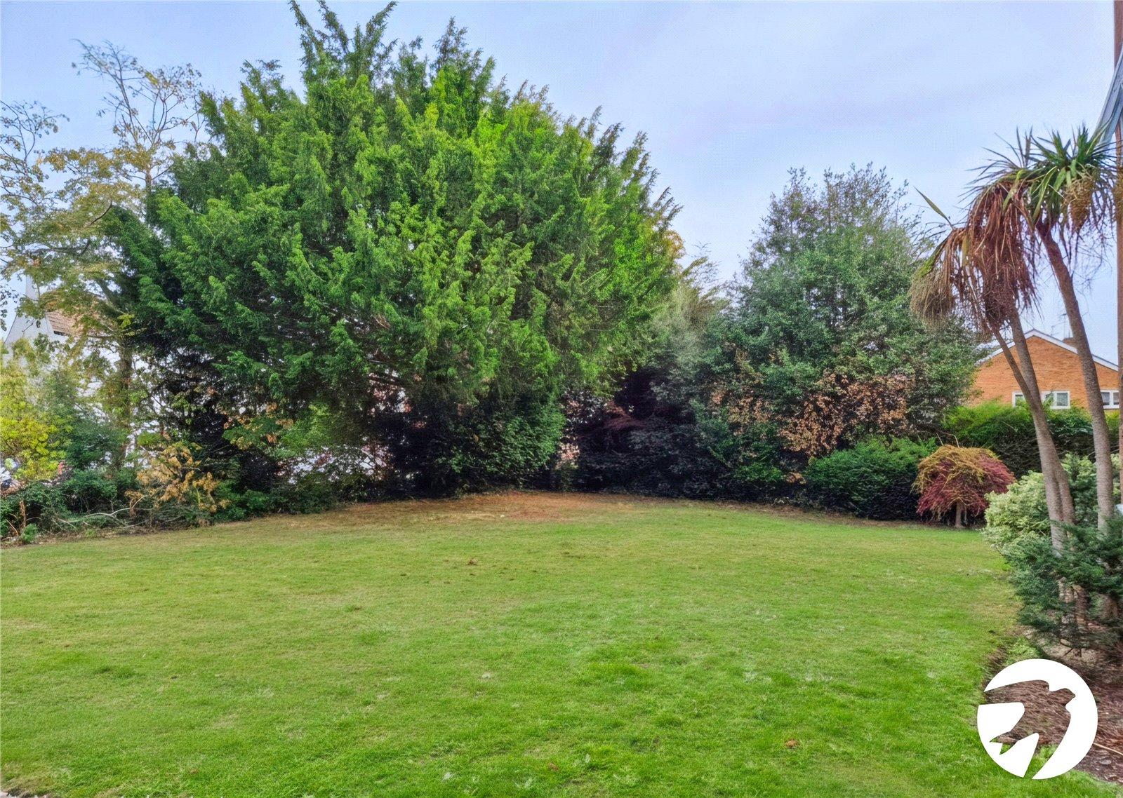 2 bedroom property for sale in Belvedere | Robinson Jackson