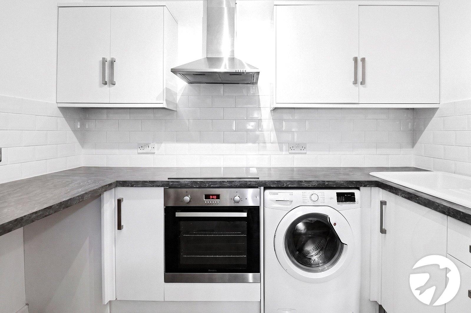 2 bedroom property for sale in Belvedere | Robinson Jackson