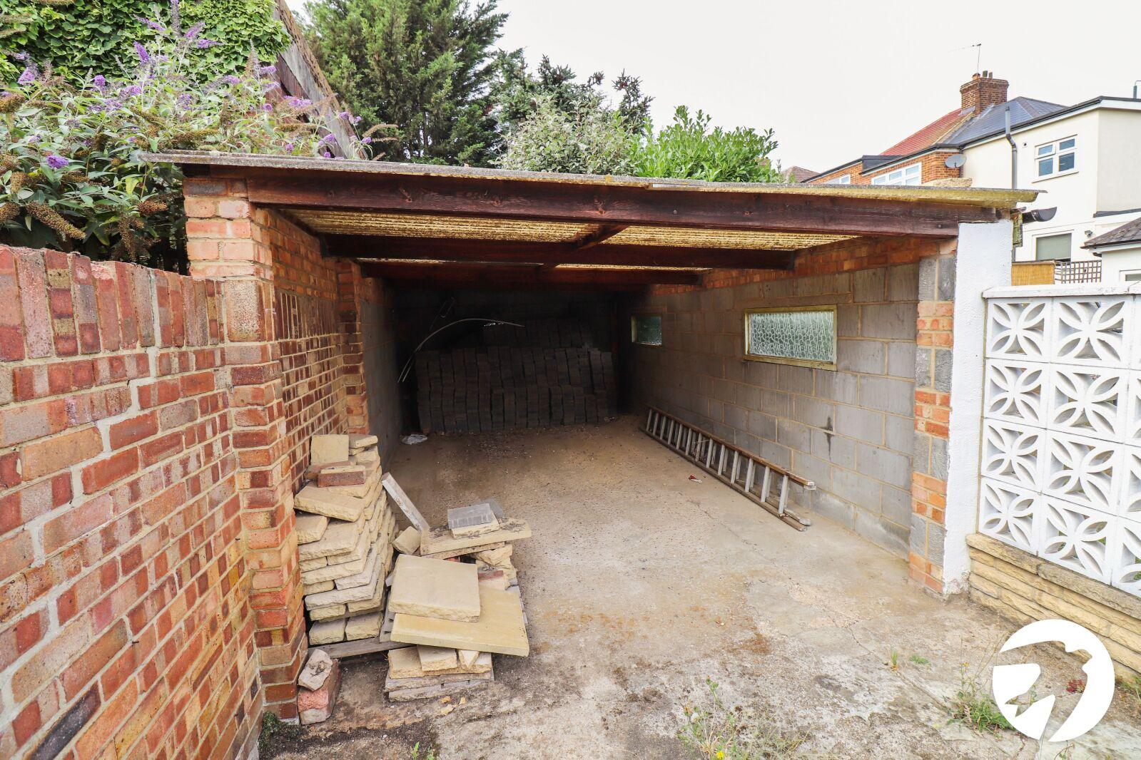 3 bedroom bungalow for sale in Belvedere | Robinson Jackson