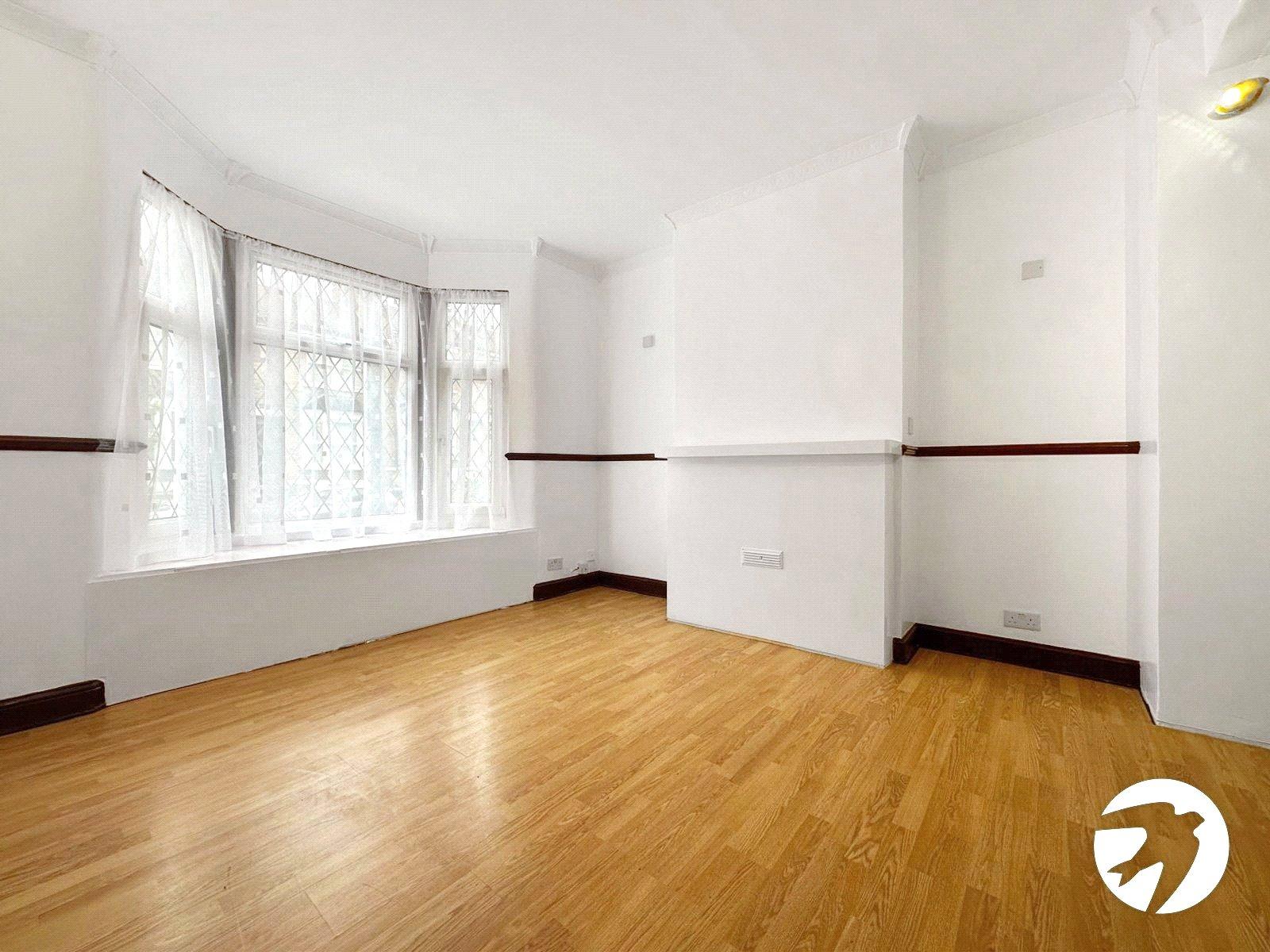 3 bedroom house for sale in London | Robinson Jackson