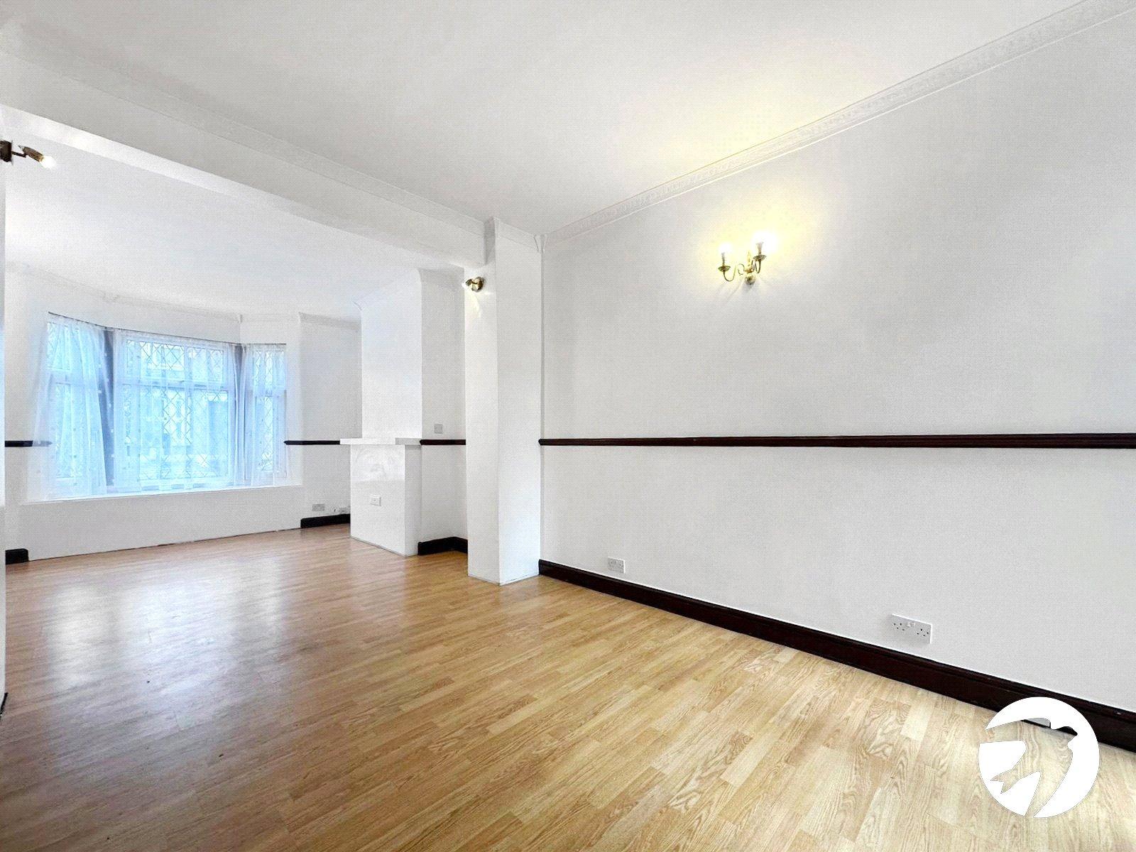 3 bedroom house for sale in London | Robinson Jackson