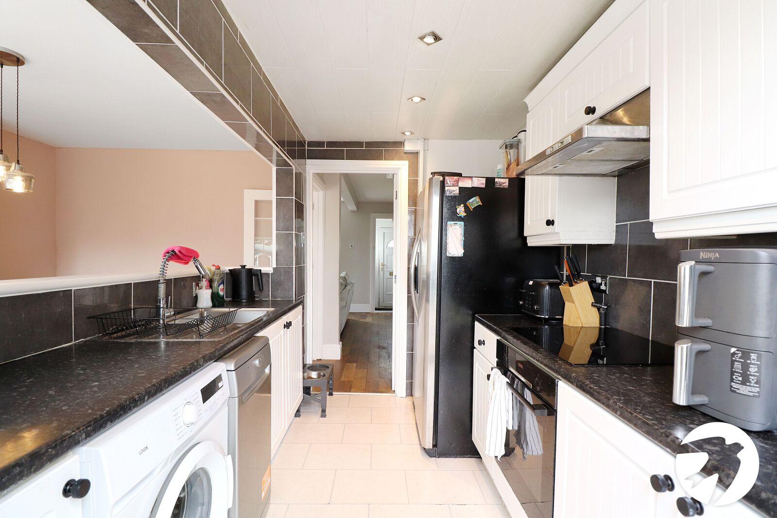 3 bedroom house for sale in Belvedere | Robinson Jackson