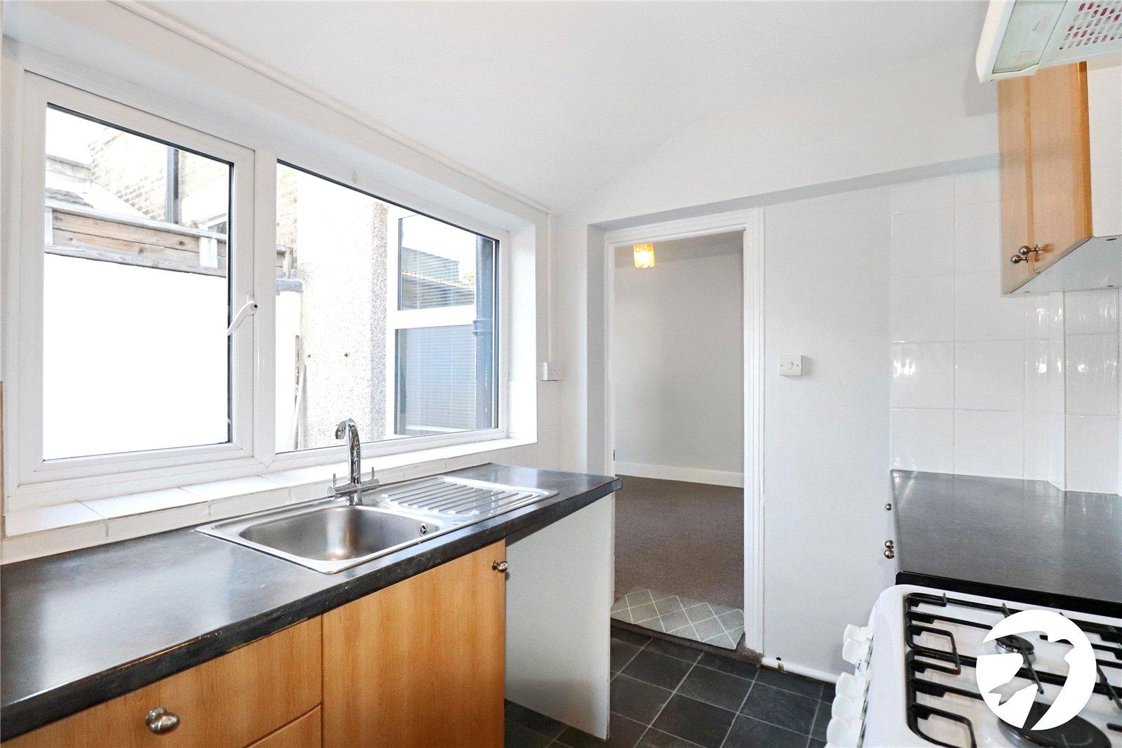 2 bedroom house for sale in London | Robinson Jackson