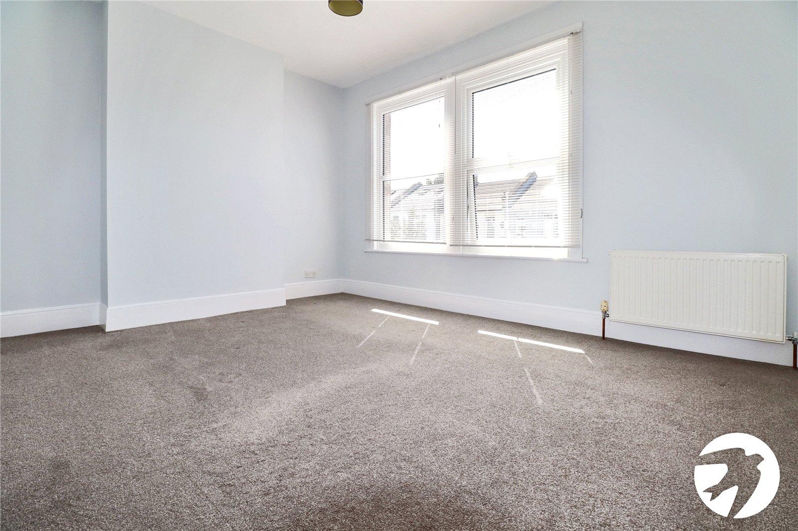 2 bedroom house for sale in London | Robinson Jackson
