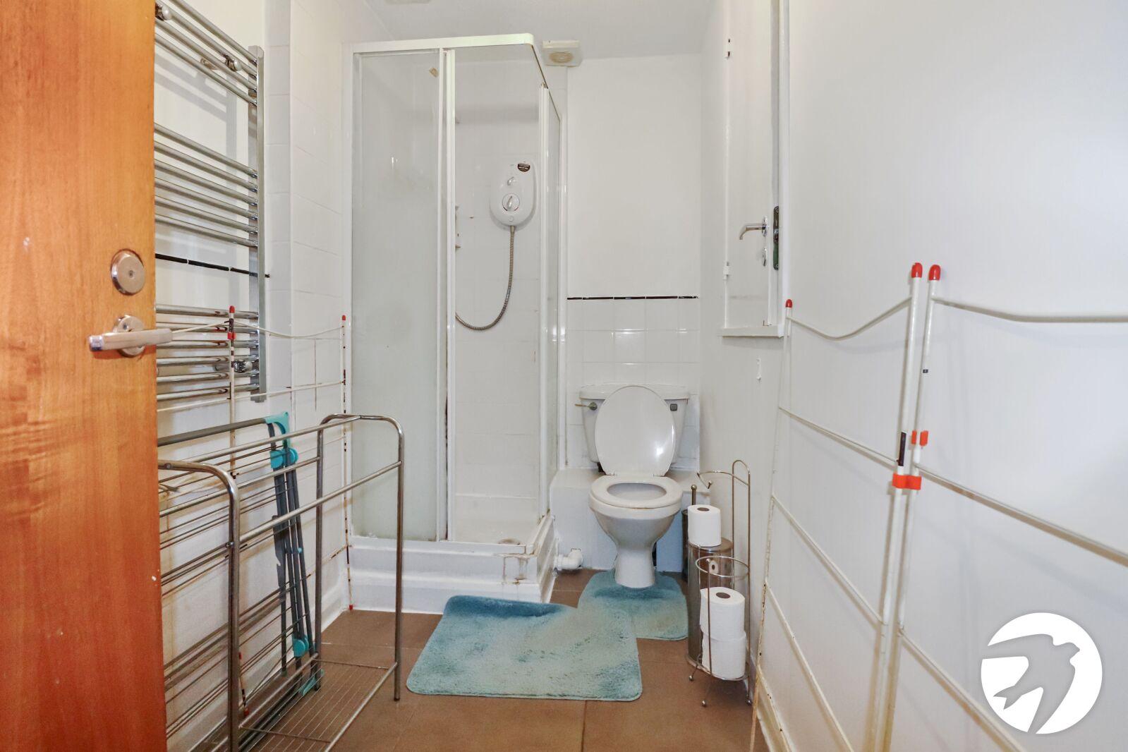 2 bedroom house for sale in London | Robinson Jackson