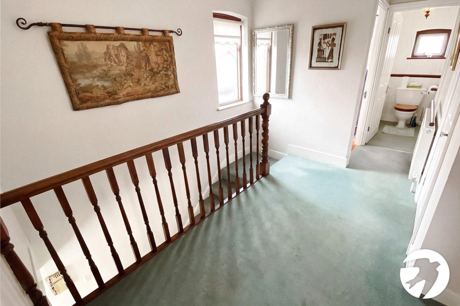 3 bedroom house for sale in London | Robinson Jackson