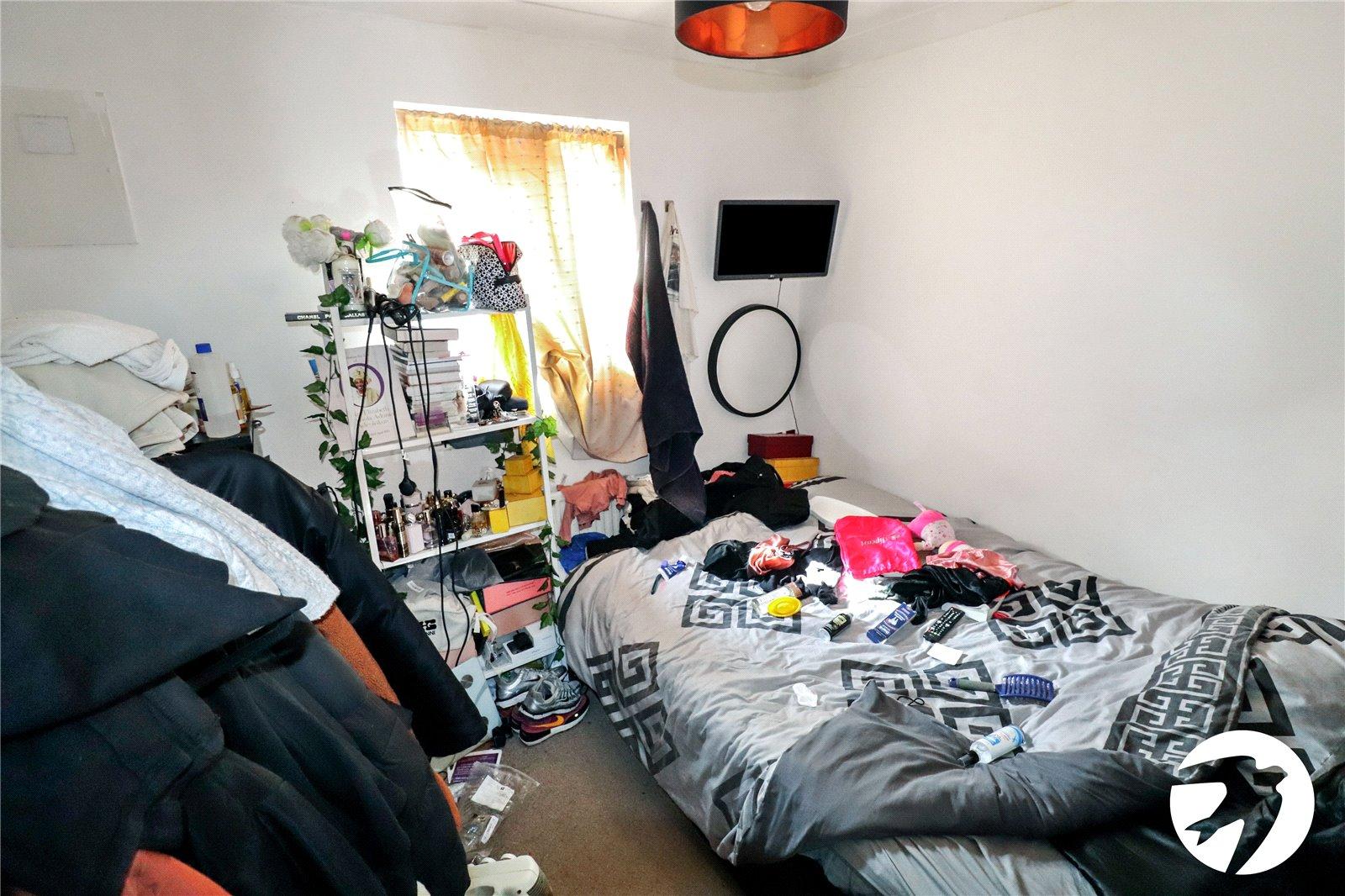 4 bedroom house for sale in London | Robinson Jackson