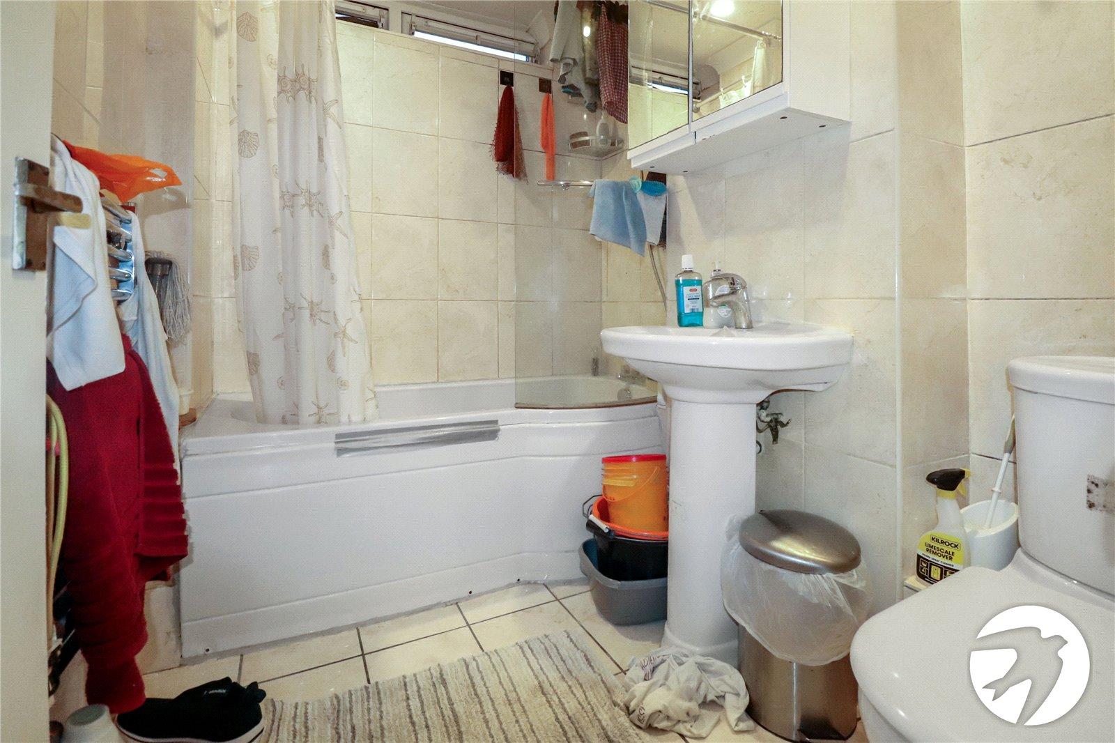 3 bedroom property for sale in Belvedere | Robinson Jackson
