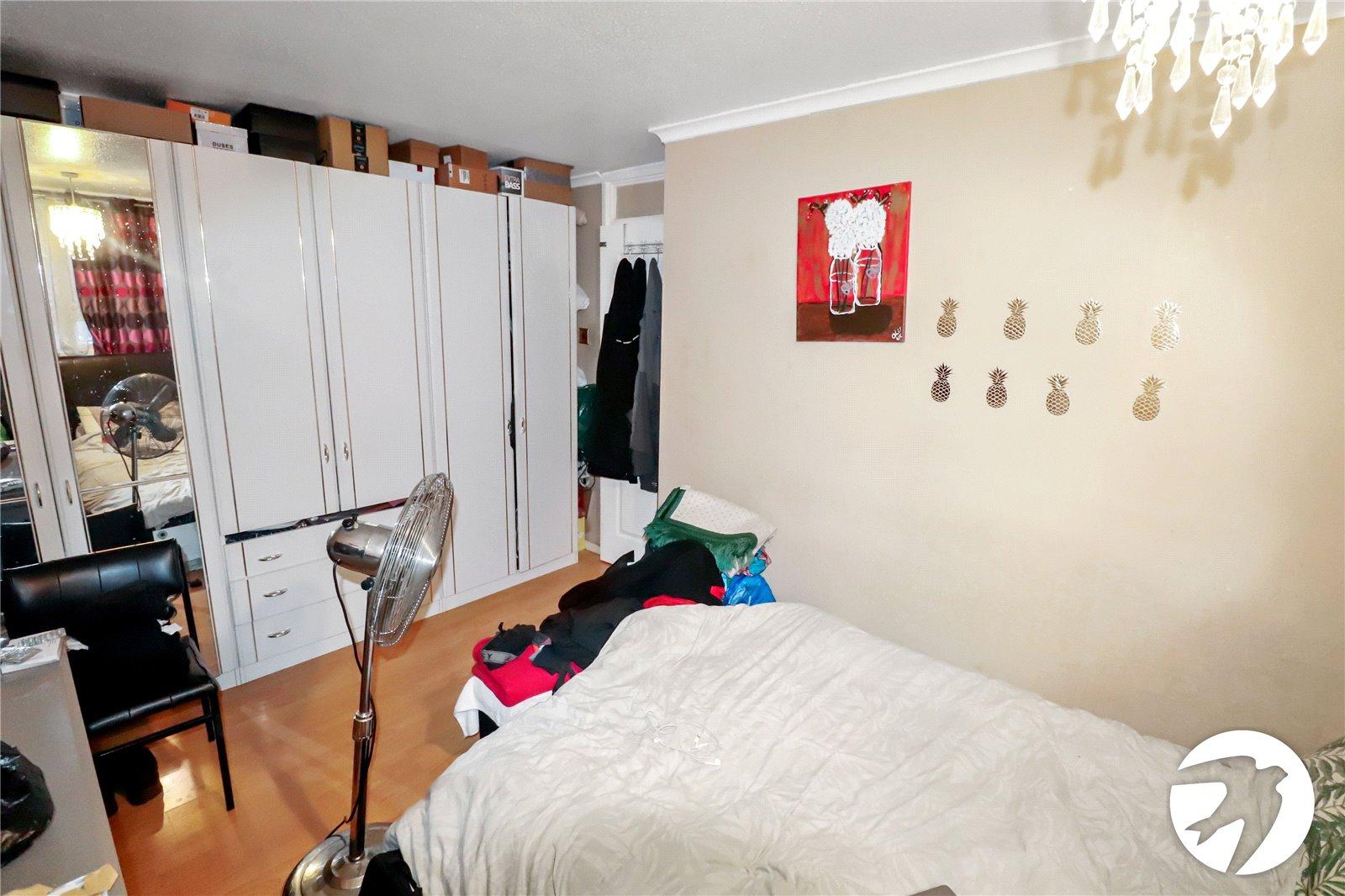3 bedroom property for sale in Belvedere | Robinson Jackson