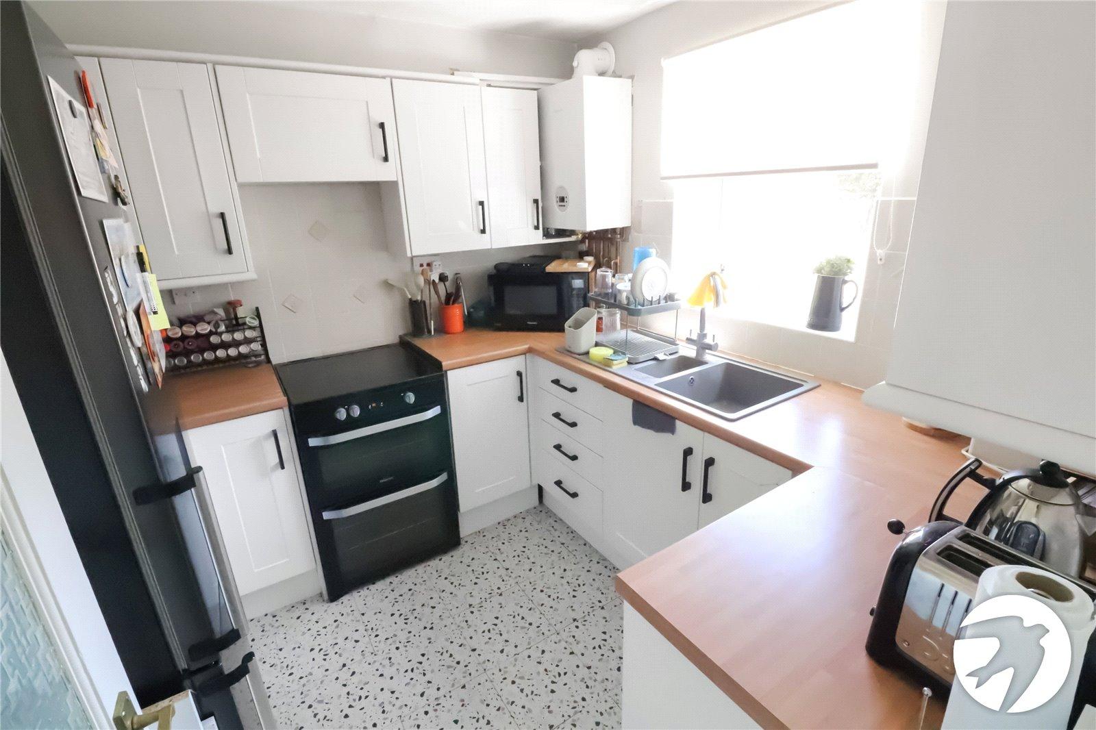 2 bedroom property for sale in Belvedere | Robinson Jackson