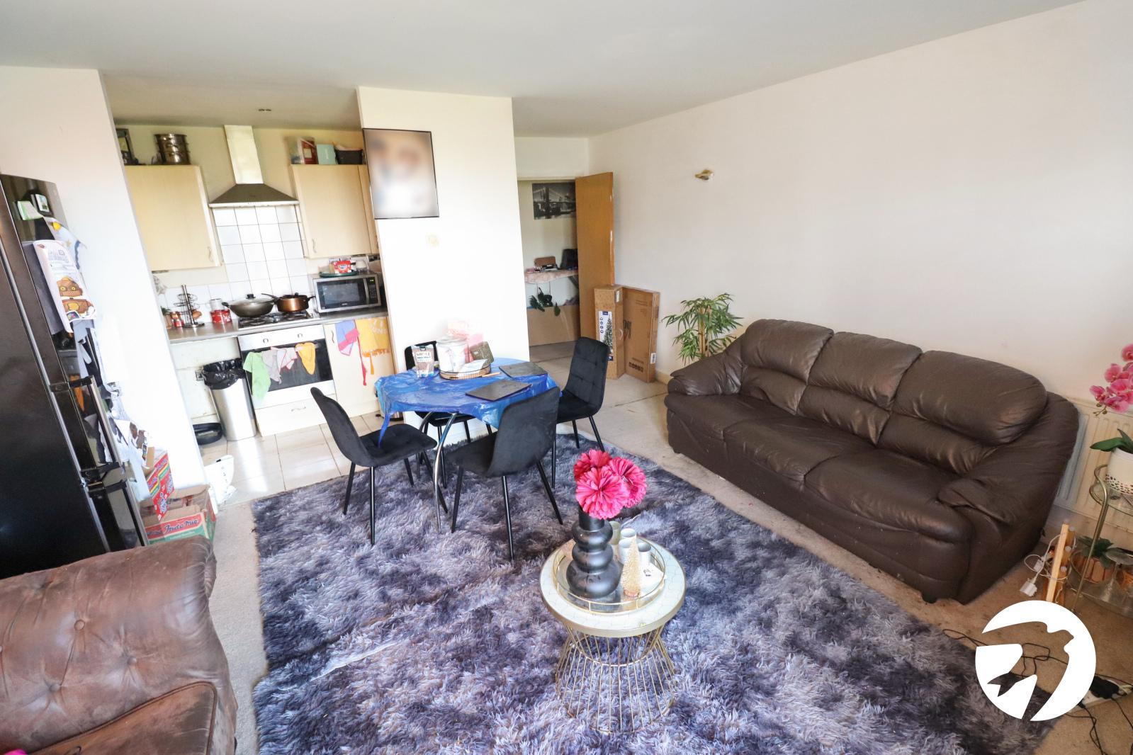 2 bedroom property for sale in London | Robinson Jackson