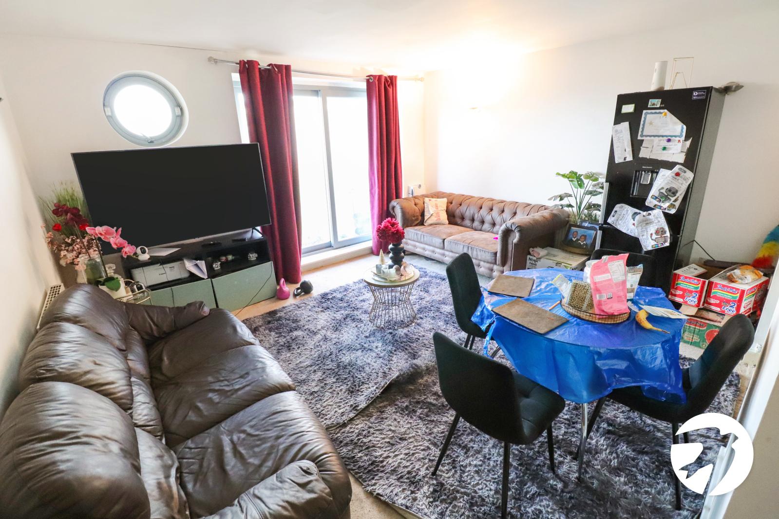2 bedroom property for sale in London | Robinson Jackson