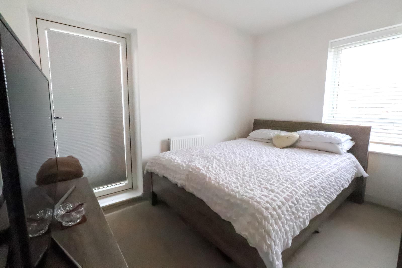 2 bedroom property for sale in Belvedere | Robinson Jackson