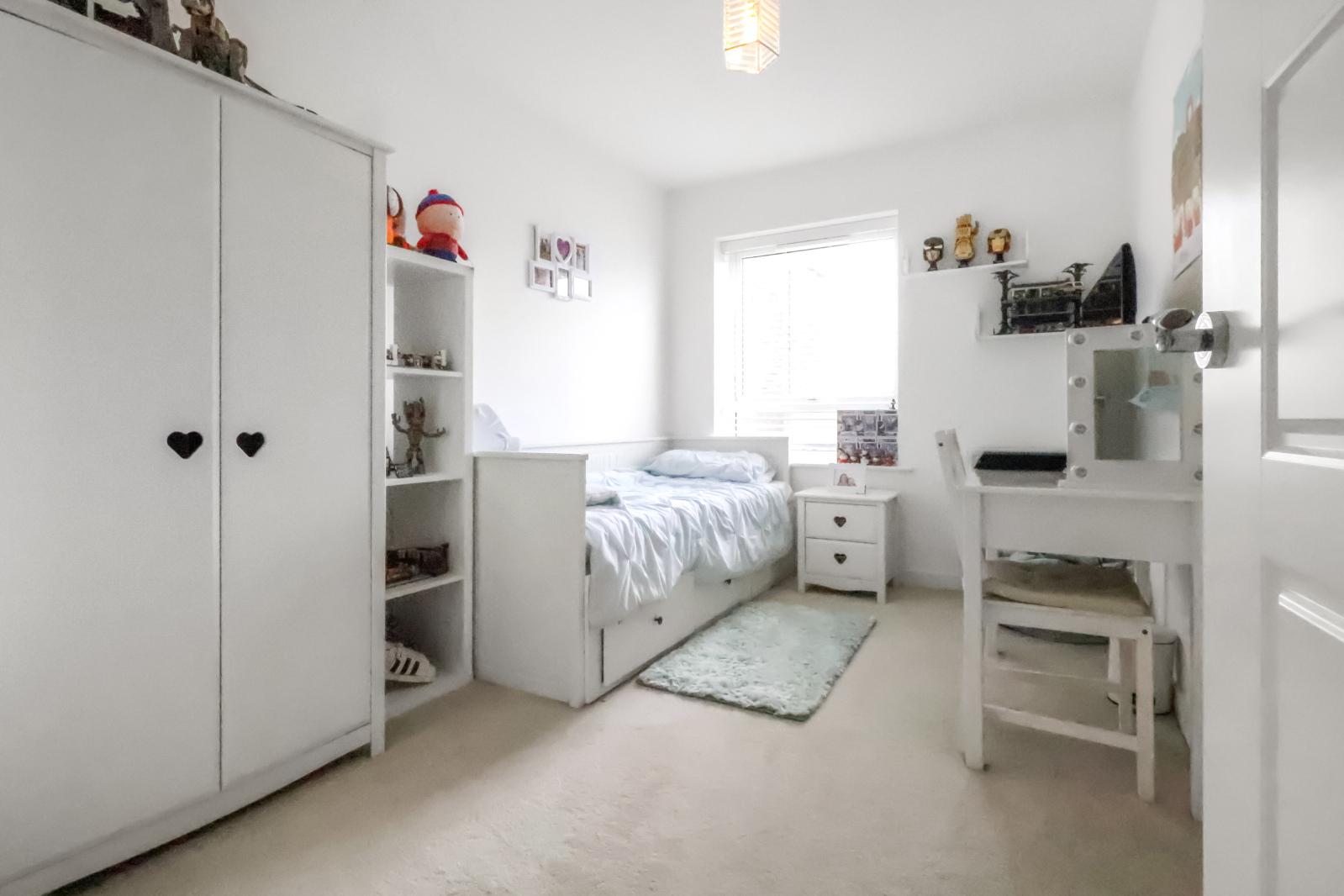2 bedroom property for sale in Belvedere | Robinson Jackson