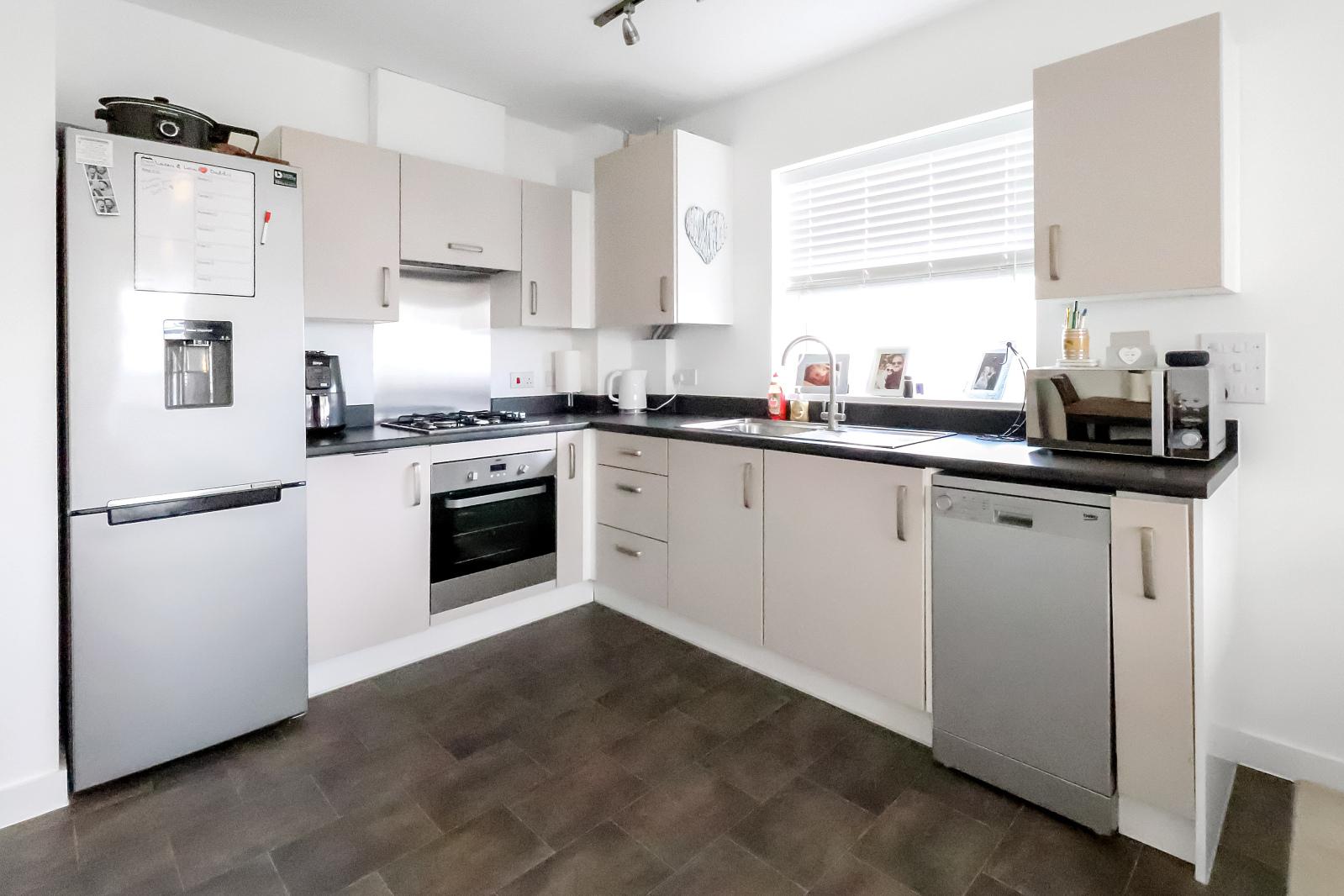 2 bedroom property for sale in Belvedere | Robinson Jackson