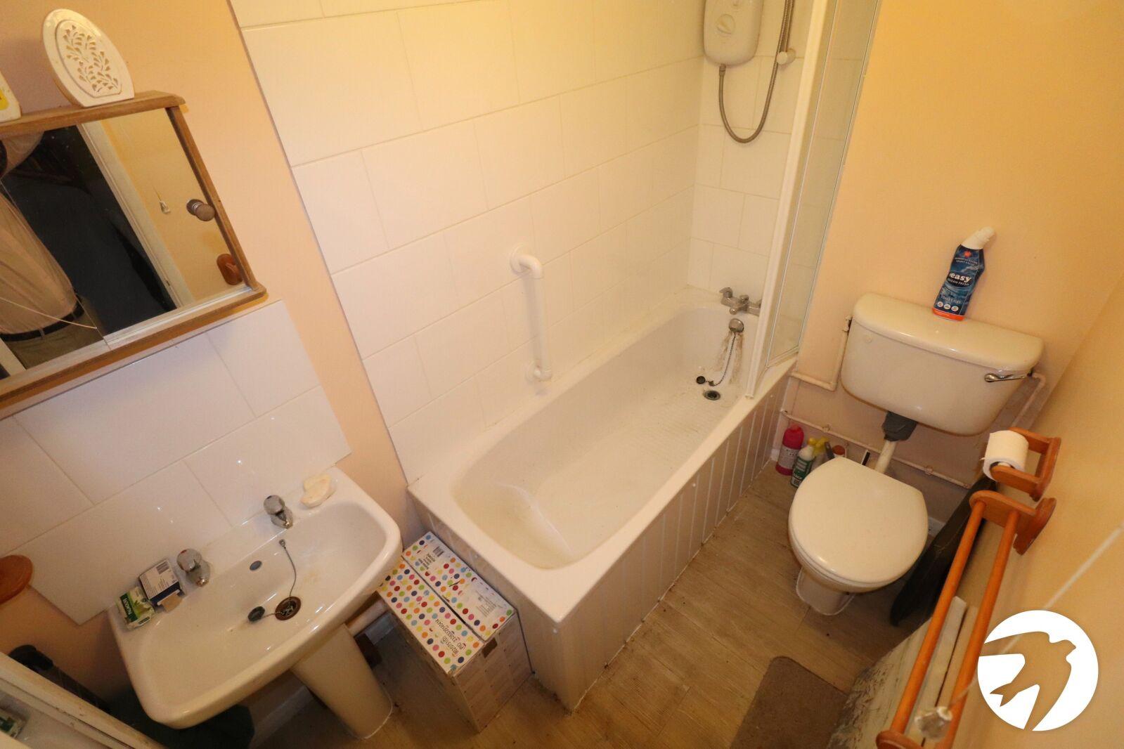 1 bedroom property for sale in Belvedere | Robinson Jackson
