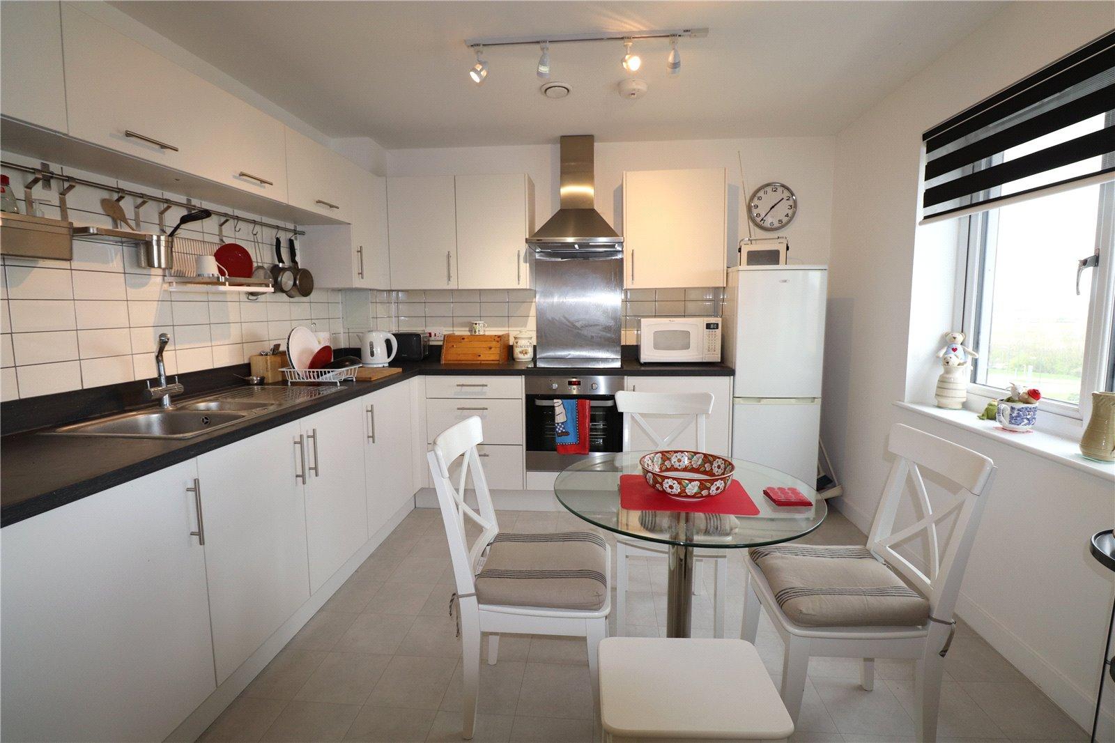 2 bedroom property for sale in Belvedere | Robinson Jackson
