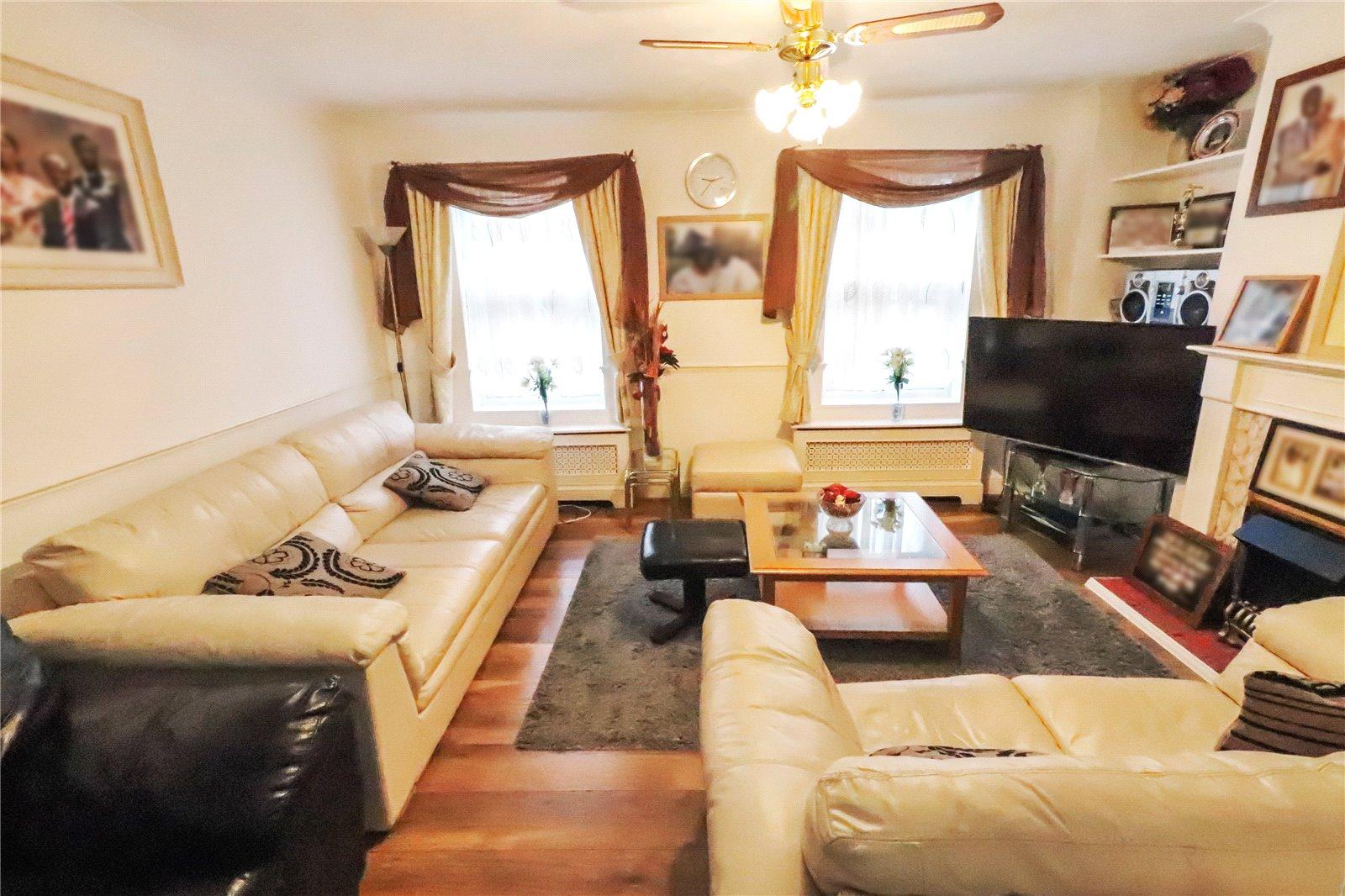 4 bedroom property for sale in Erith | Robinson Jackson