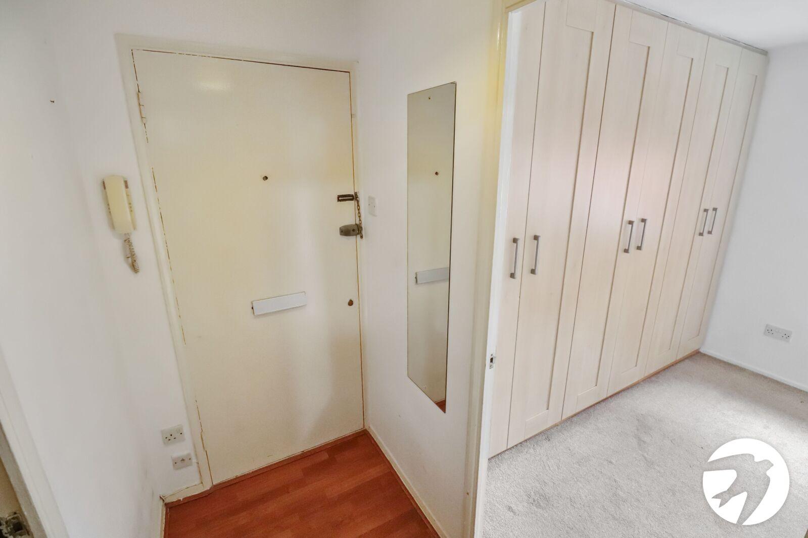 1 bedroom property for sale in Belvedere | Robinson Jackson