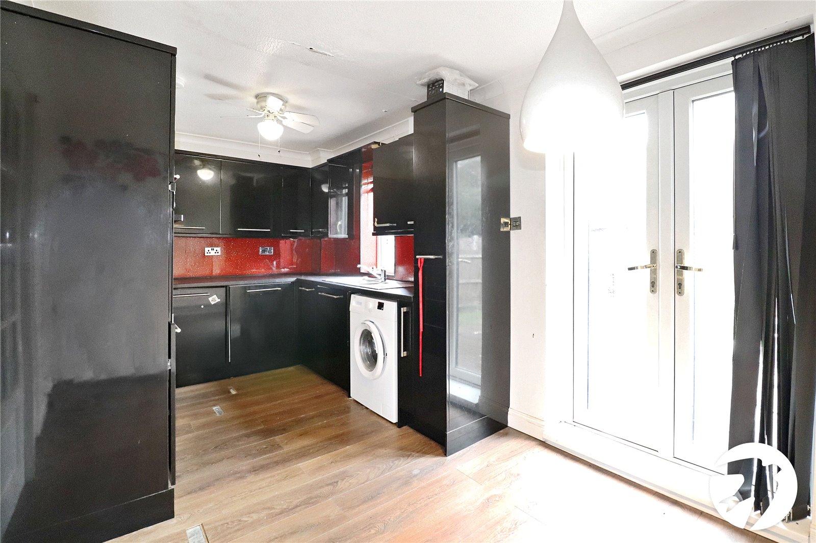 2 bedroom house for sale in London | Robinson Jackson