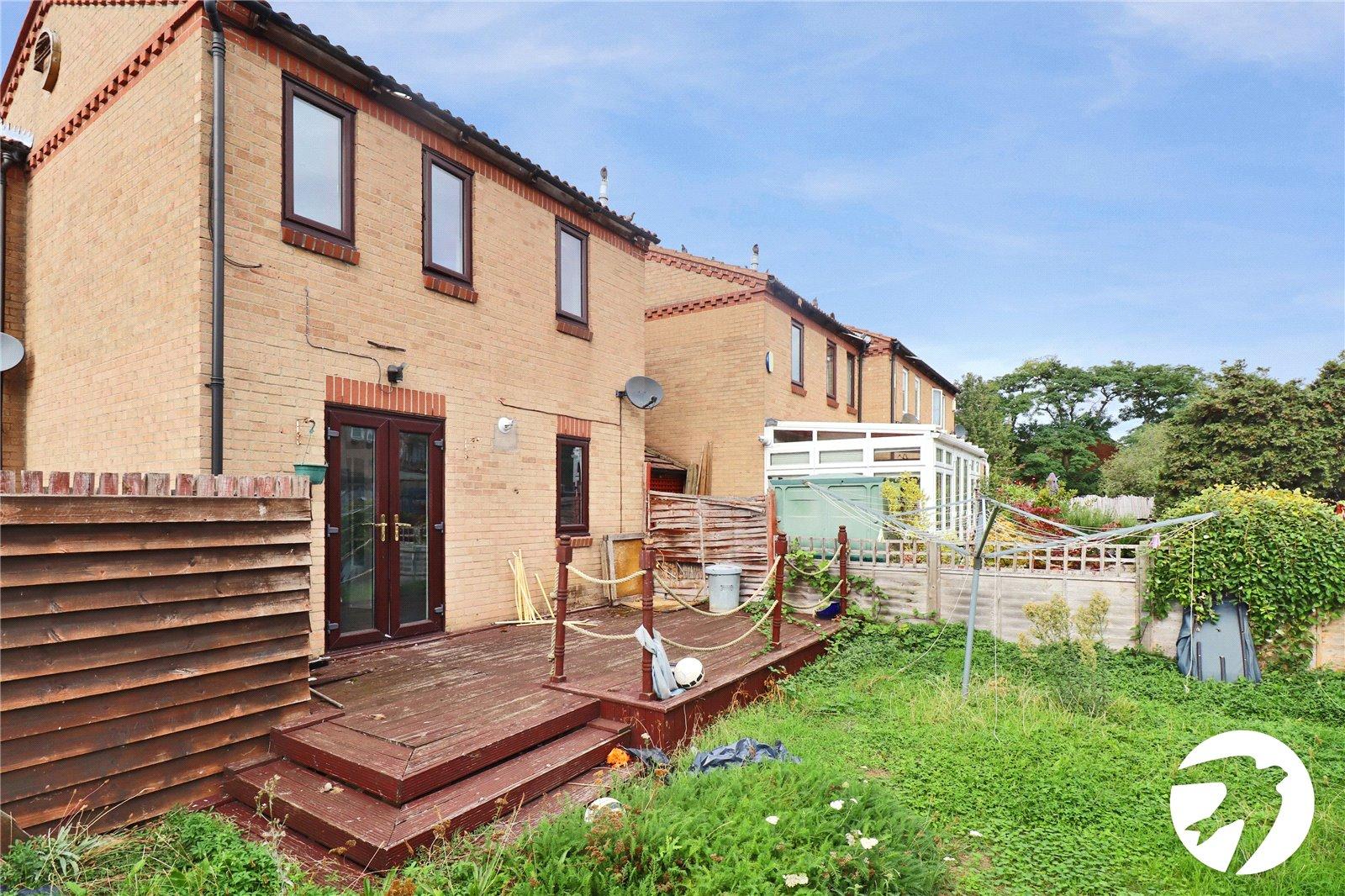 2 bedroom house for sale in London | Robinson Jackson