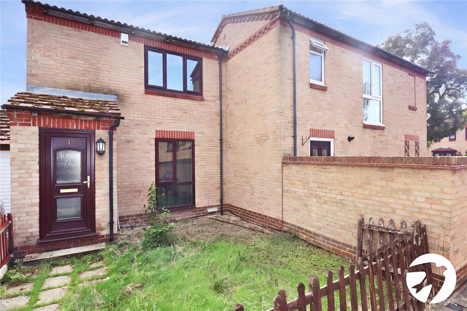 2 bedroom house for sale in London | Robinson Jackson