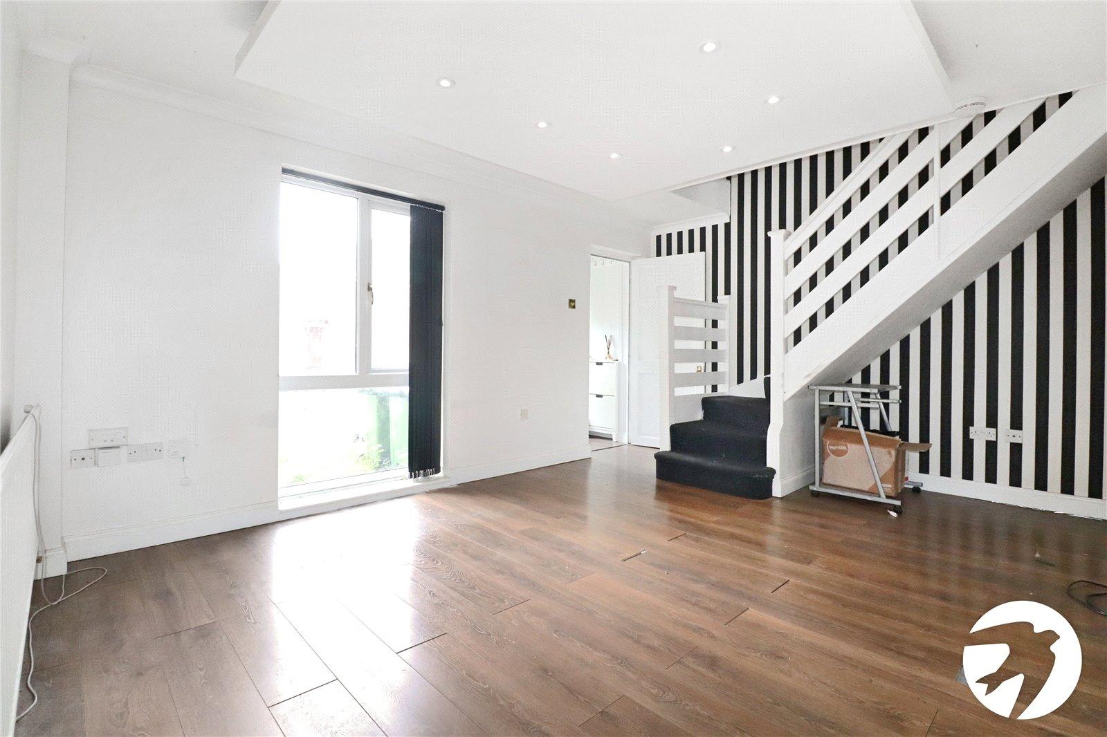 2 bedroom house for sale in London | Robinson Jackson