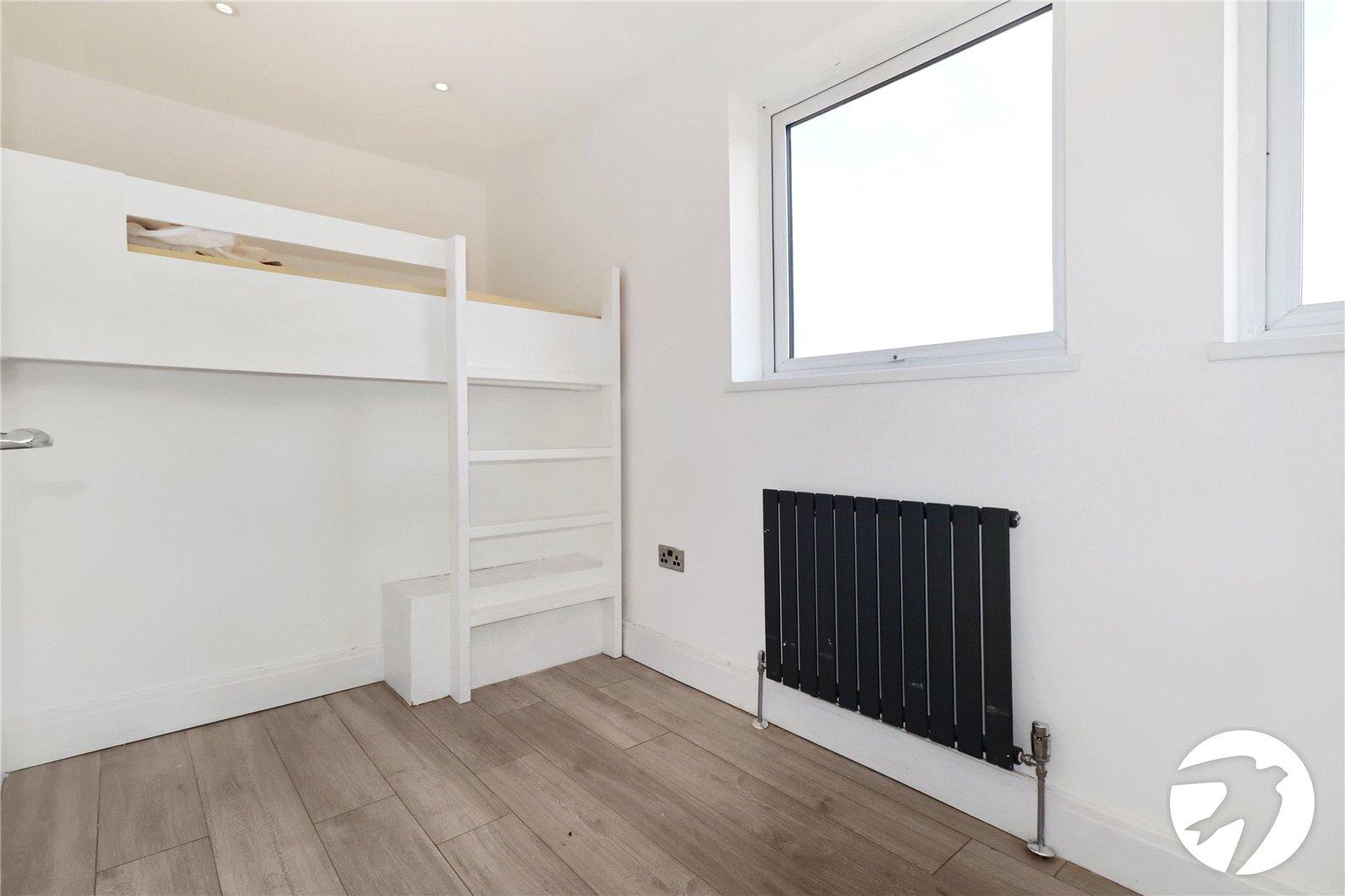 2 bedroom property for sale in Belvedere | Robinson Jackson