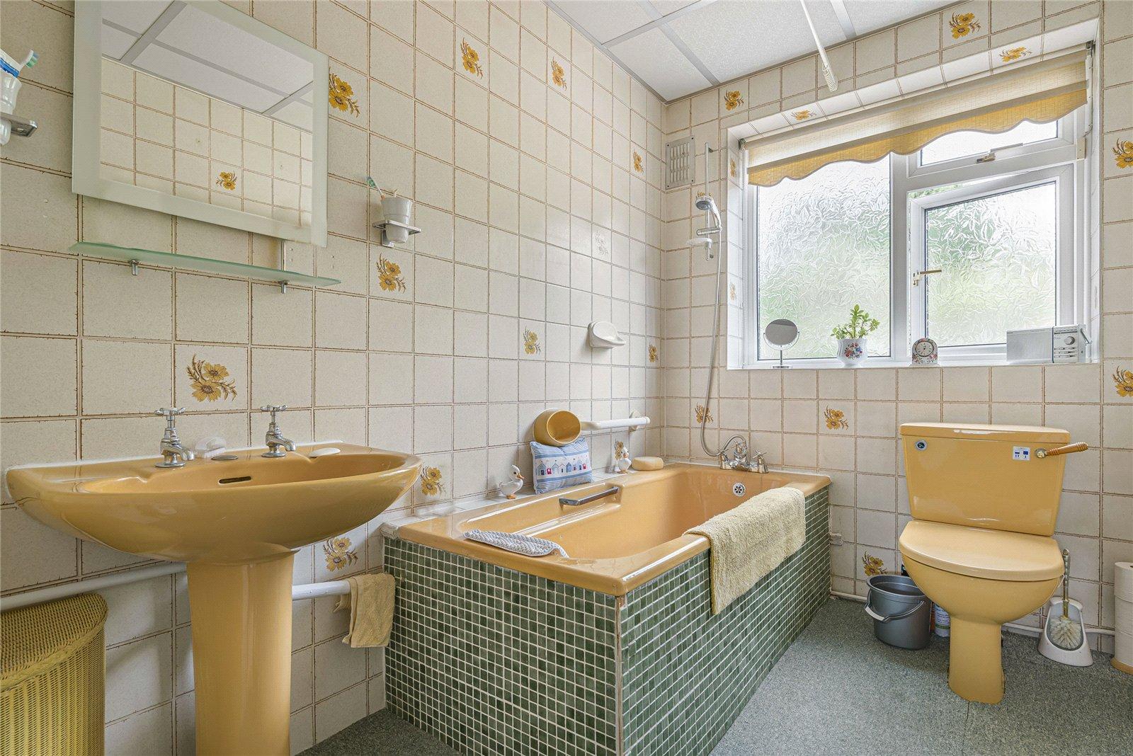 3 bedroom bungalow for sale in Bexley | Robinson Jackson