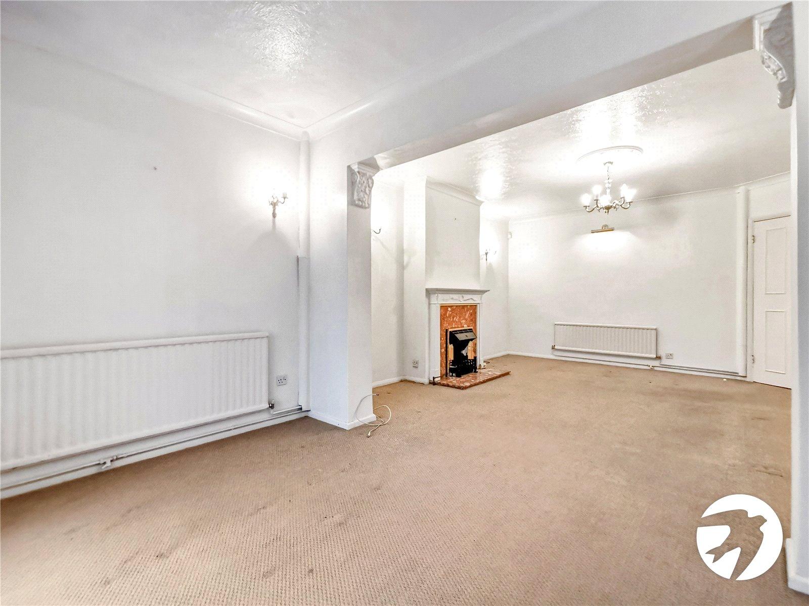 3 bedroom bungalow for sale in Dartford | Robinson Jackson