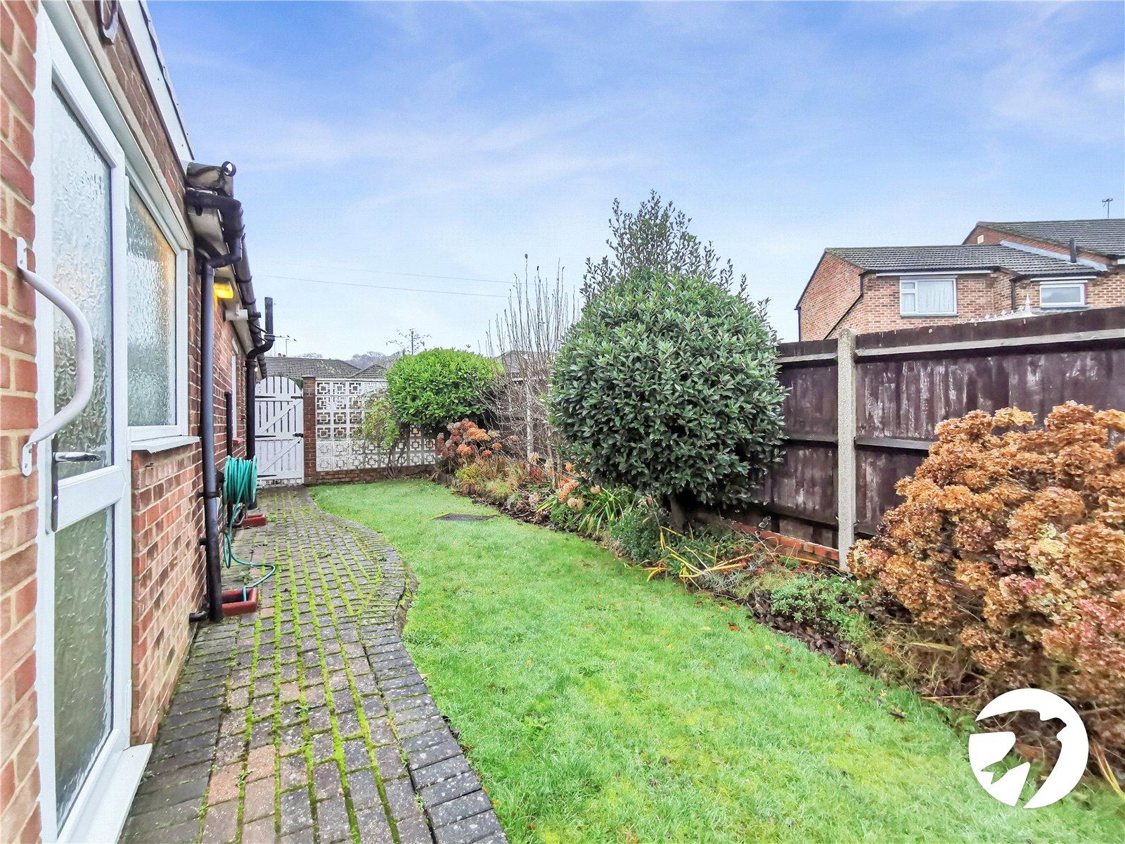 3 bedroom bungalow for sale in Dartford | Robinson Jackson