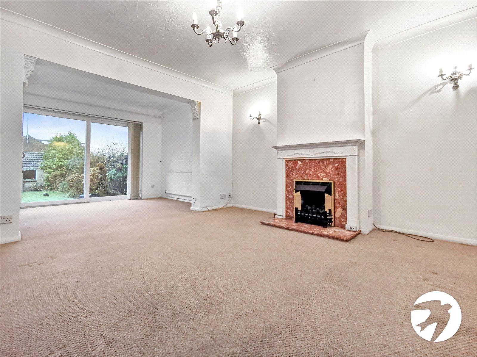 3 bedroom bungalow for sale in Dartford | Robinson Jackson
