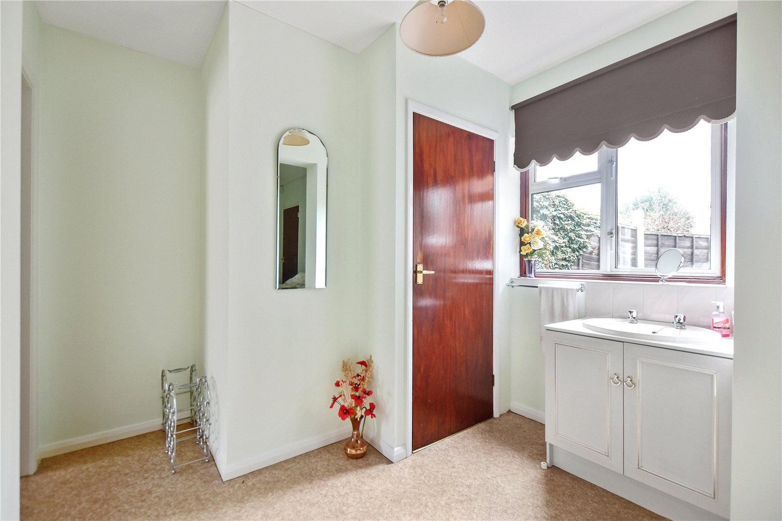 3 bedroom bungalow for sale in Dartford | Robinson Jackson