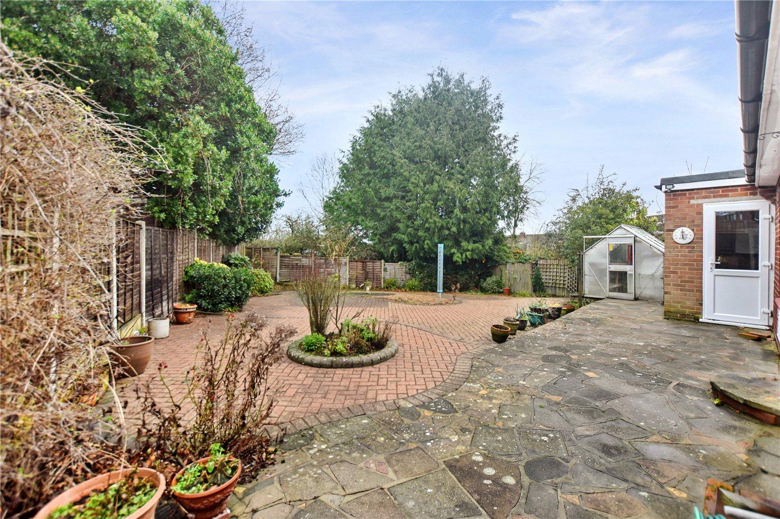 3 bedroom bungalow for sale in Dartford | Robinson Jackson