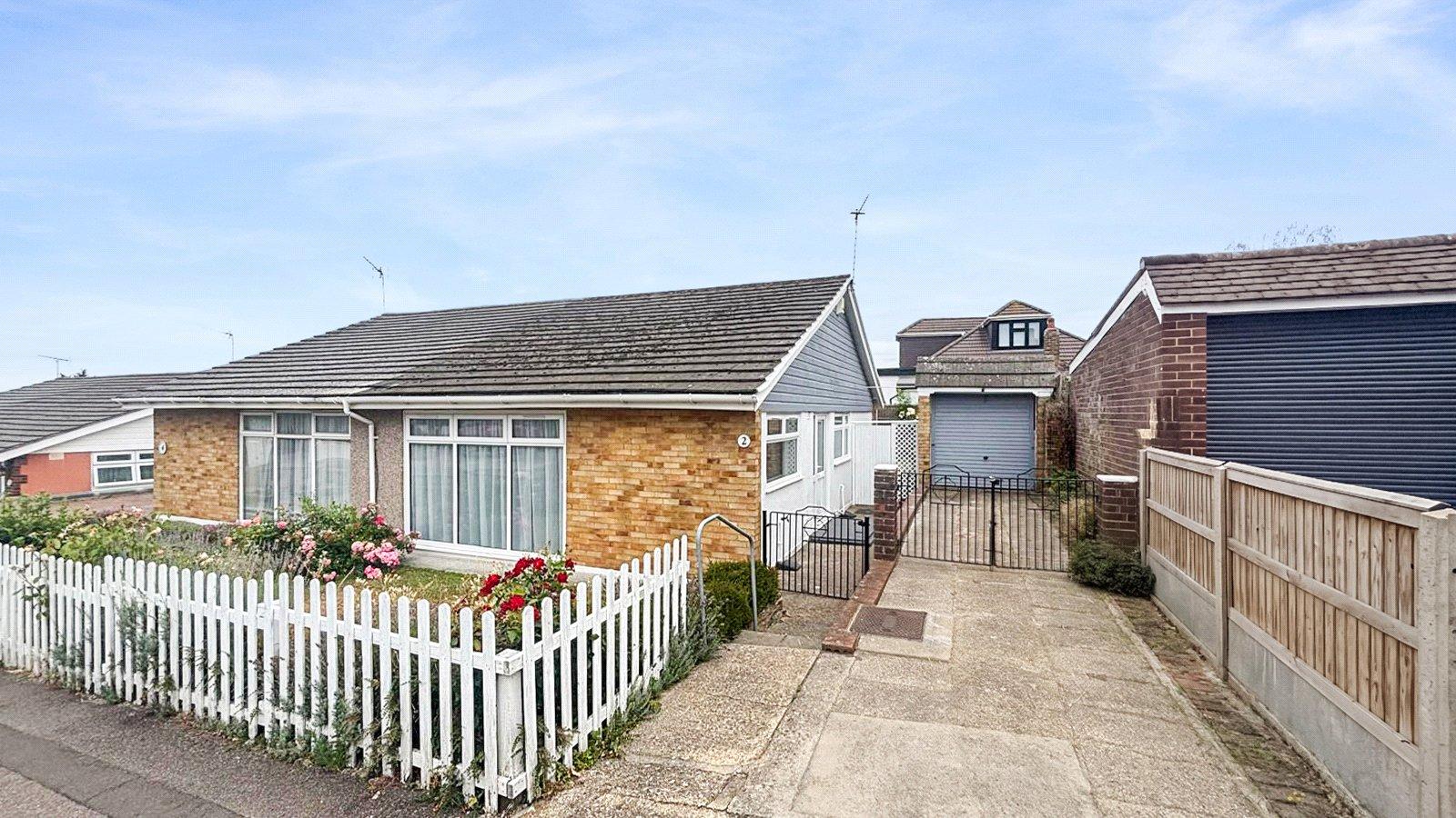 2 bedroom bungalow for sale in Bexley | Robinson Jackson