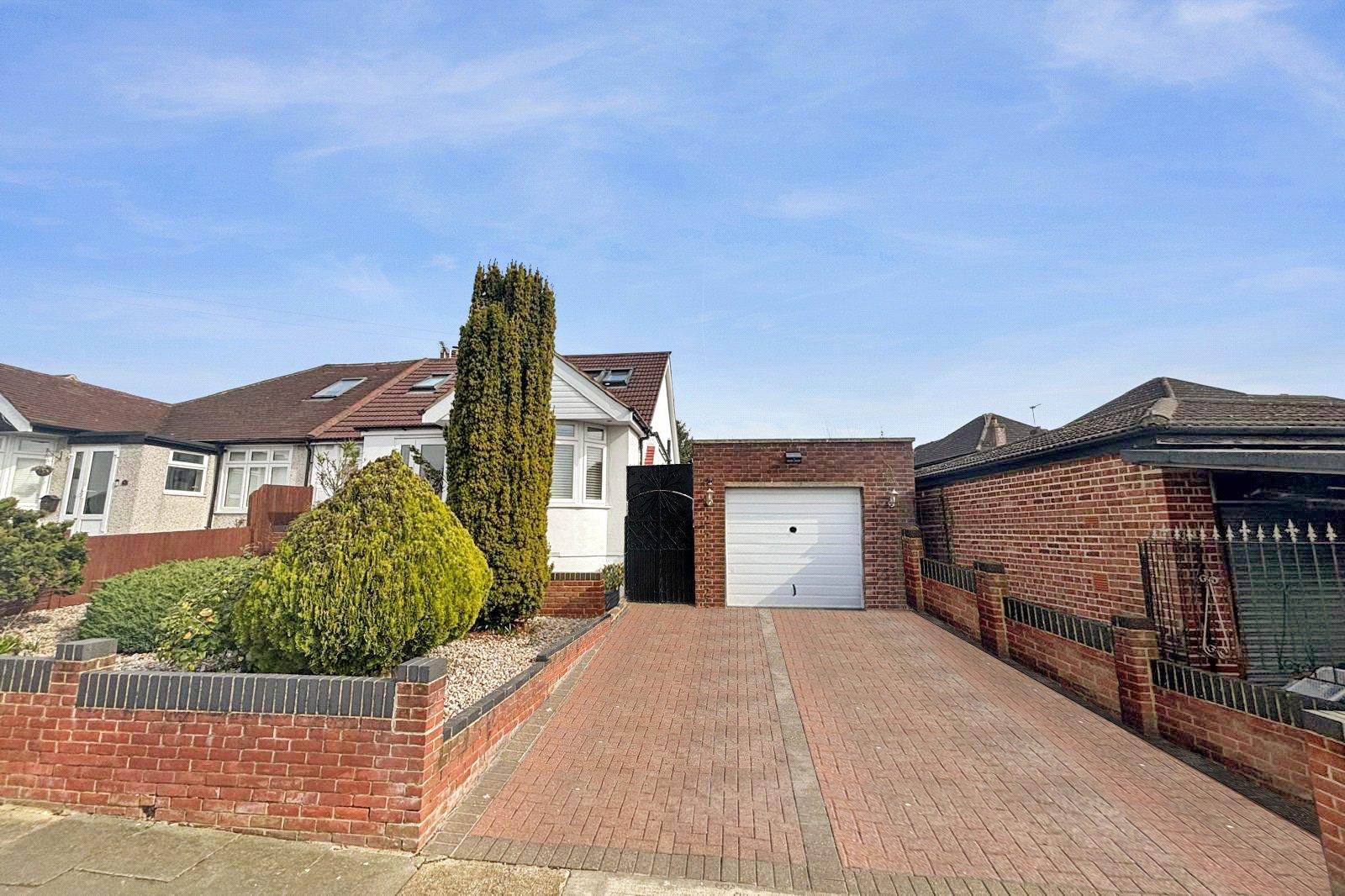 4 bedroom bungalow for sale in Bexley | Robinson Jackson