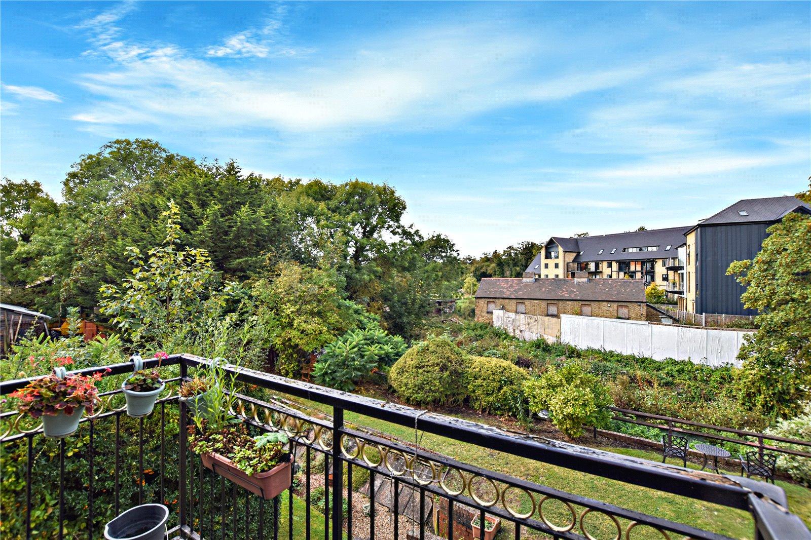 2 bedroom property for sale in Bexley Village | Robinson Jackson