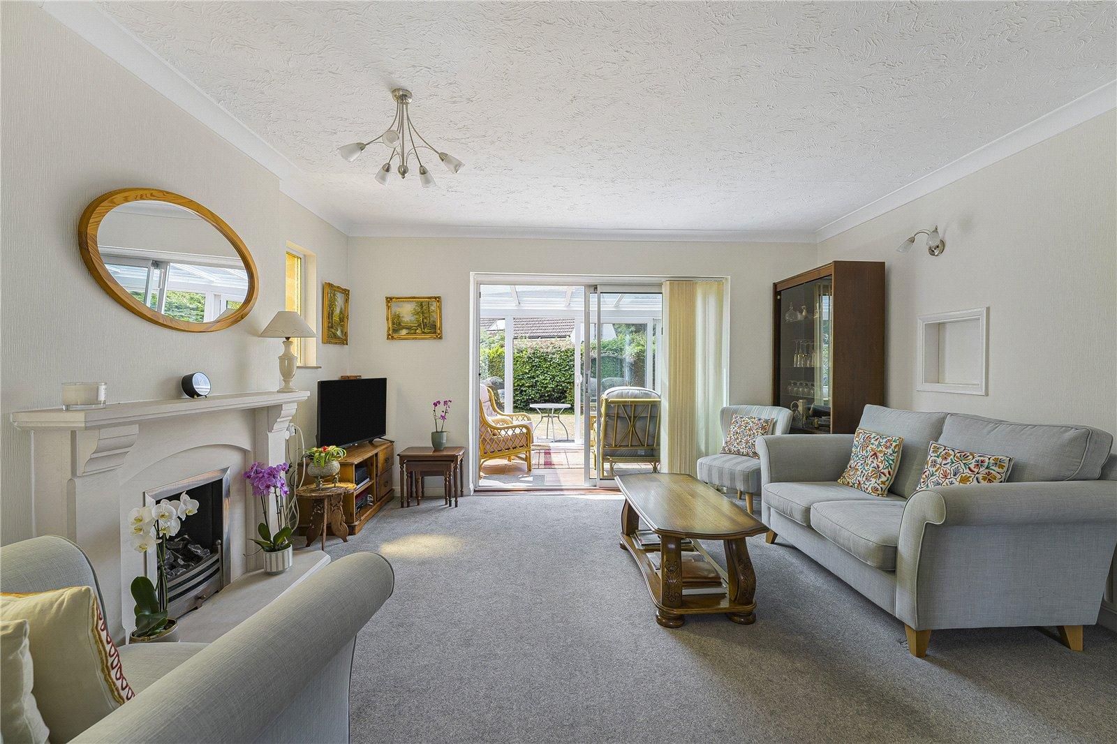 3 bedroom bungalow for sale in Dartford | Robinson Jackson