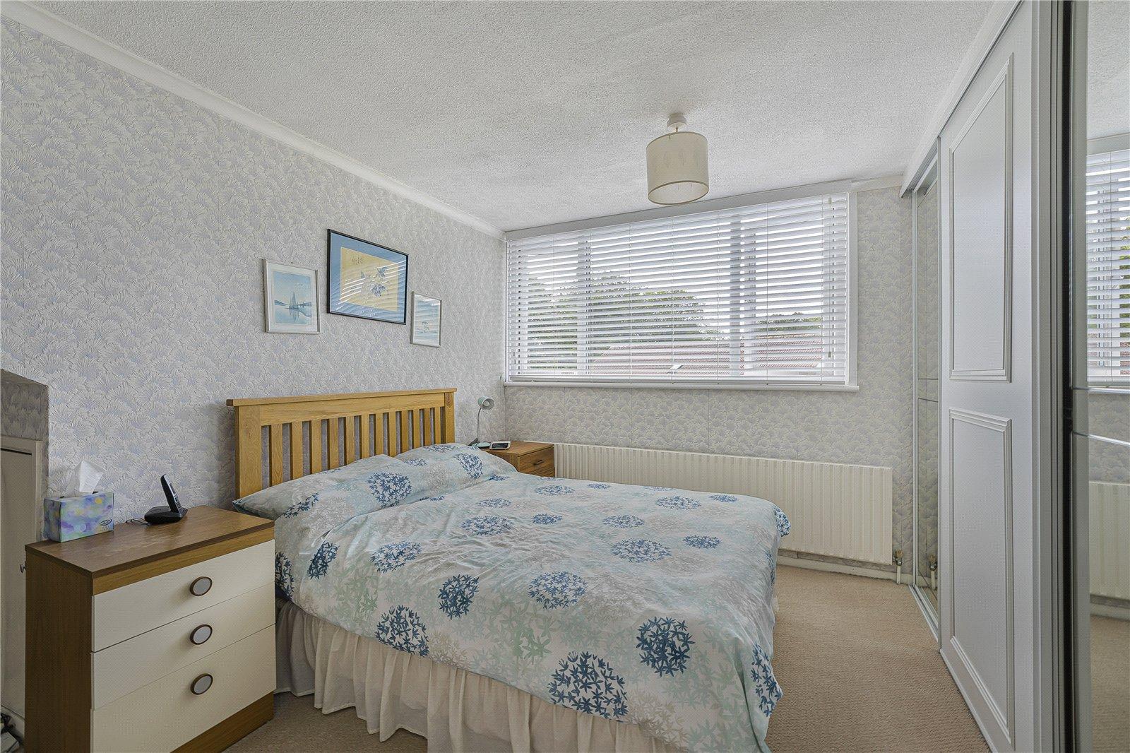 3 bedroom bungalow for sale in Dartford | Robinson Jackson