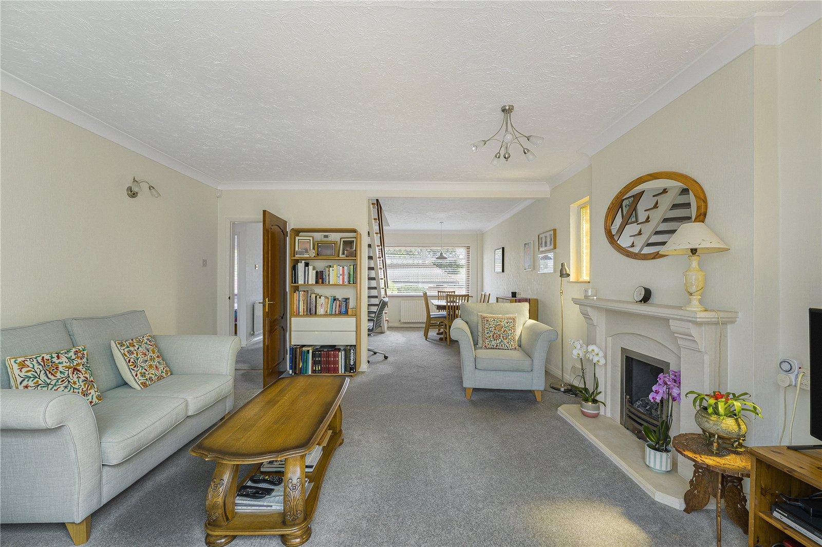 3 bedroom bungalow for sale in Dartford | Robinson Jackson