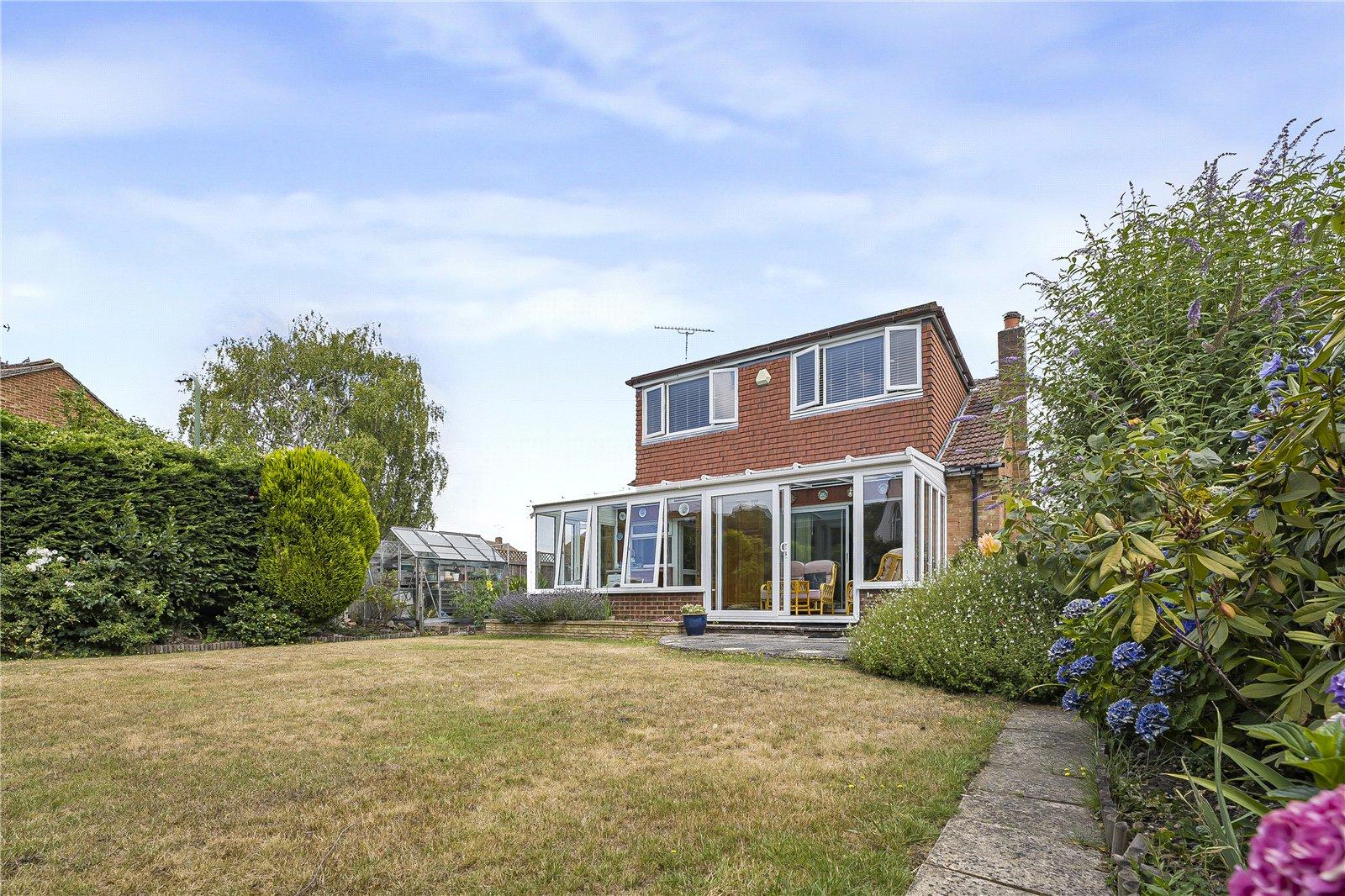 3 bedroom bungalow for sale in Dartford | Robinson Jackson