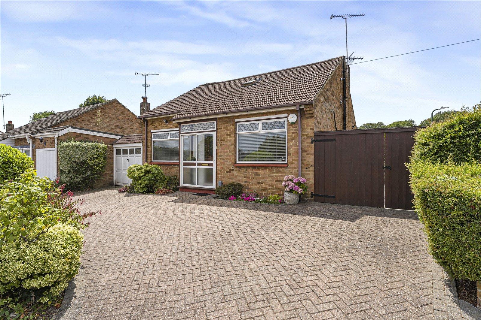 3 bedroom bungalow for sale in Dartford | Robinson Jackson