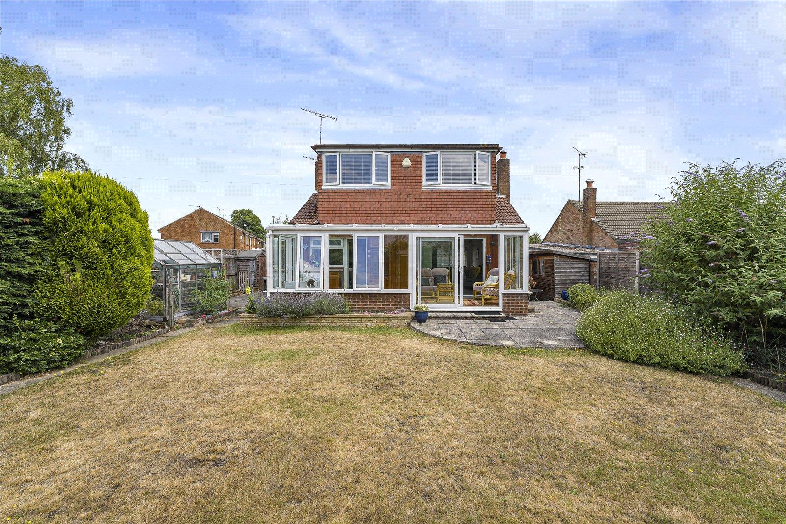 3 bedroom bungalow for sale in Dartford | Robinson Jackson