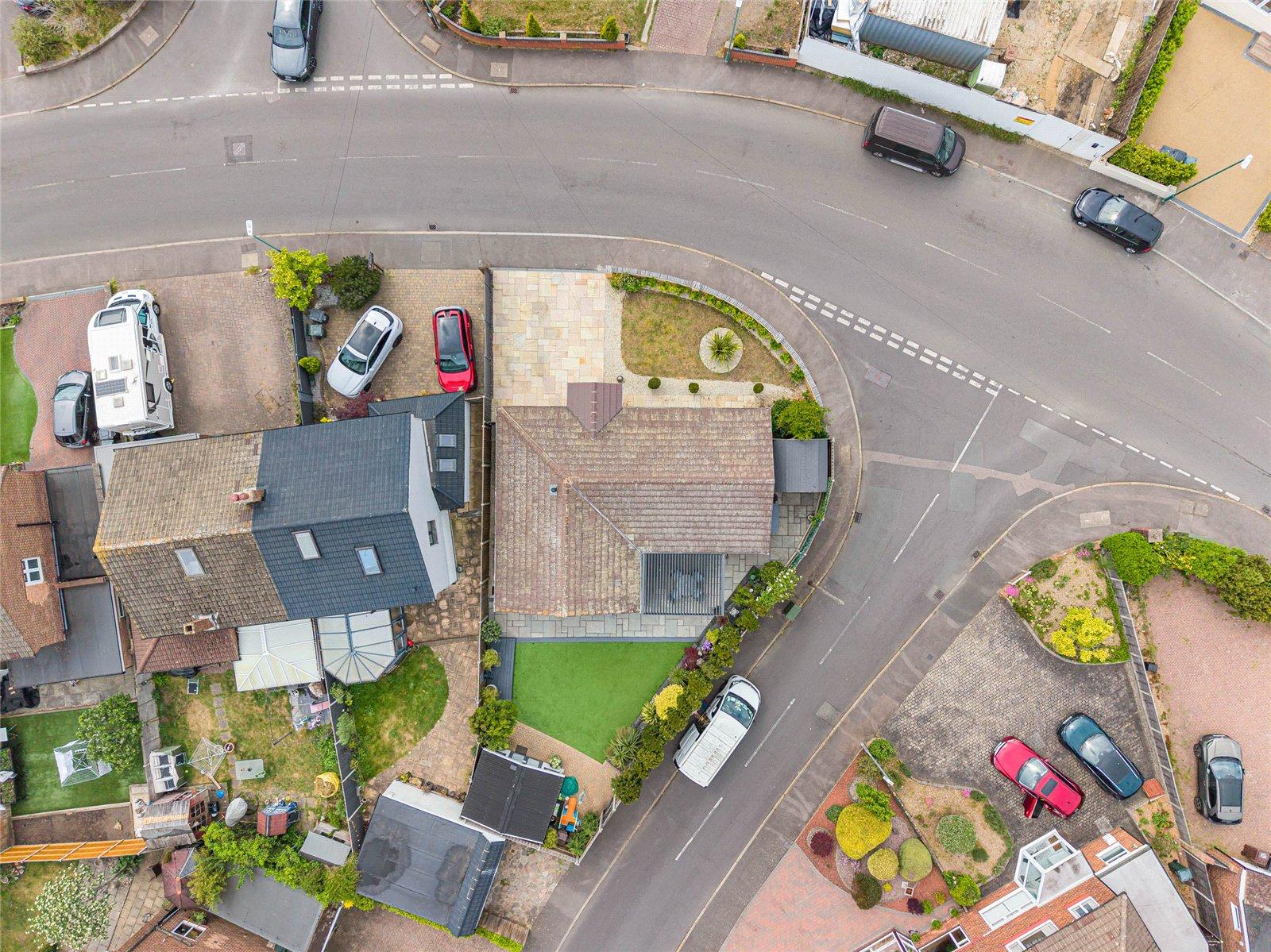 2 bedroom bungalow for sale in Dartford | Robinson Jackson